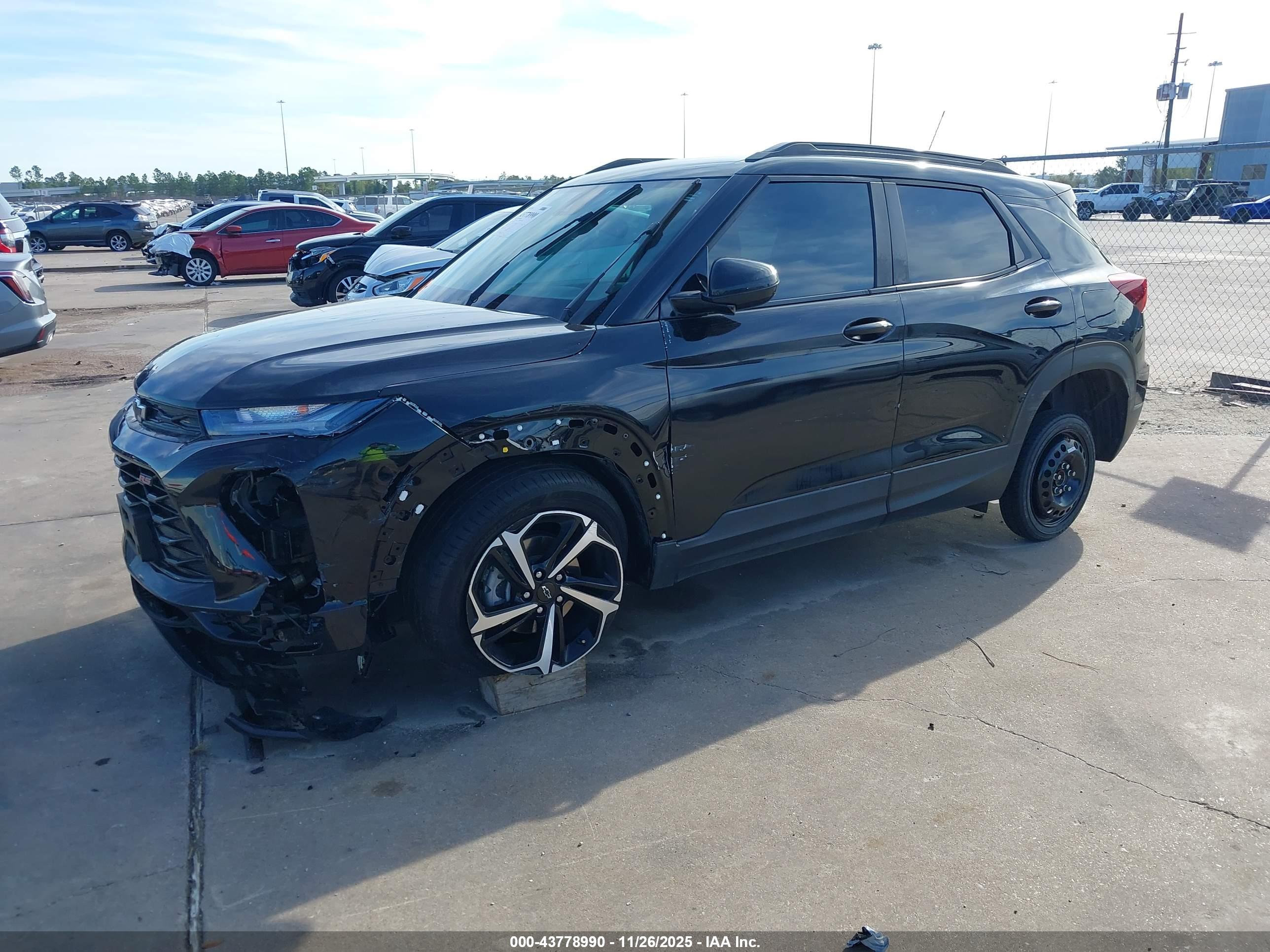 CHEVROLET TRAILBLAZER image 2