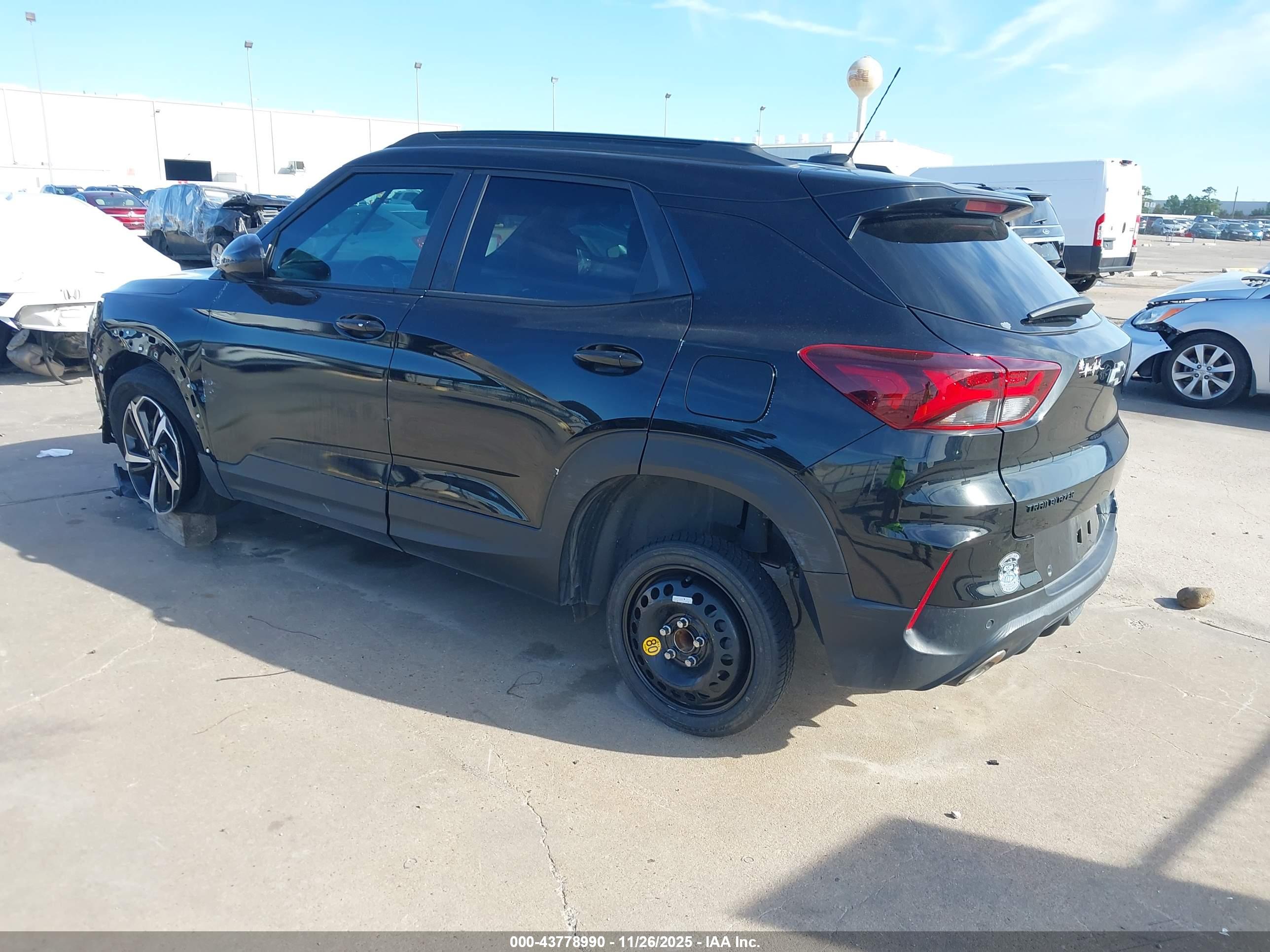 CHEVROLET TRAILBLAZER image 3
