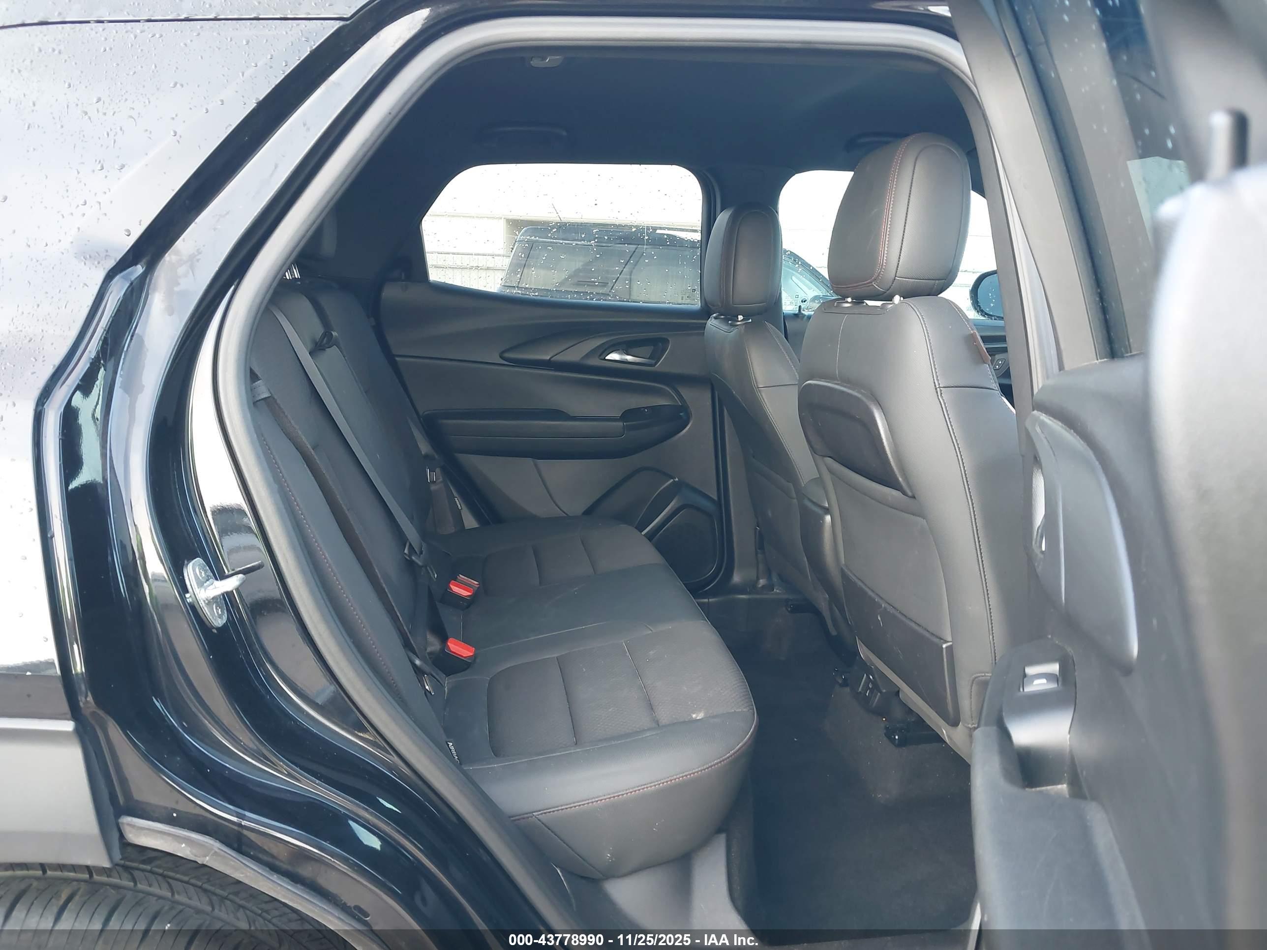 CHEVROLET TRAILBLAZER image 8