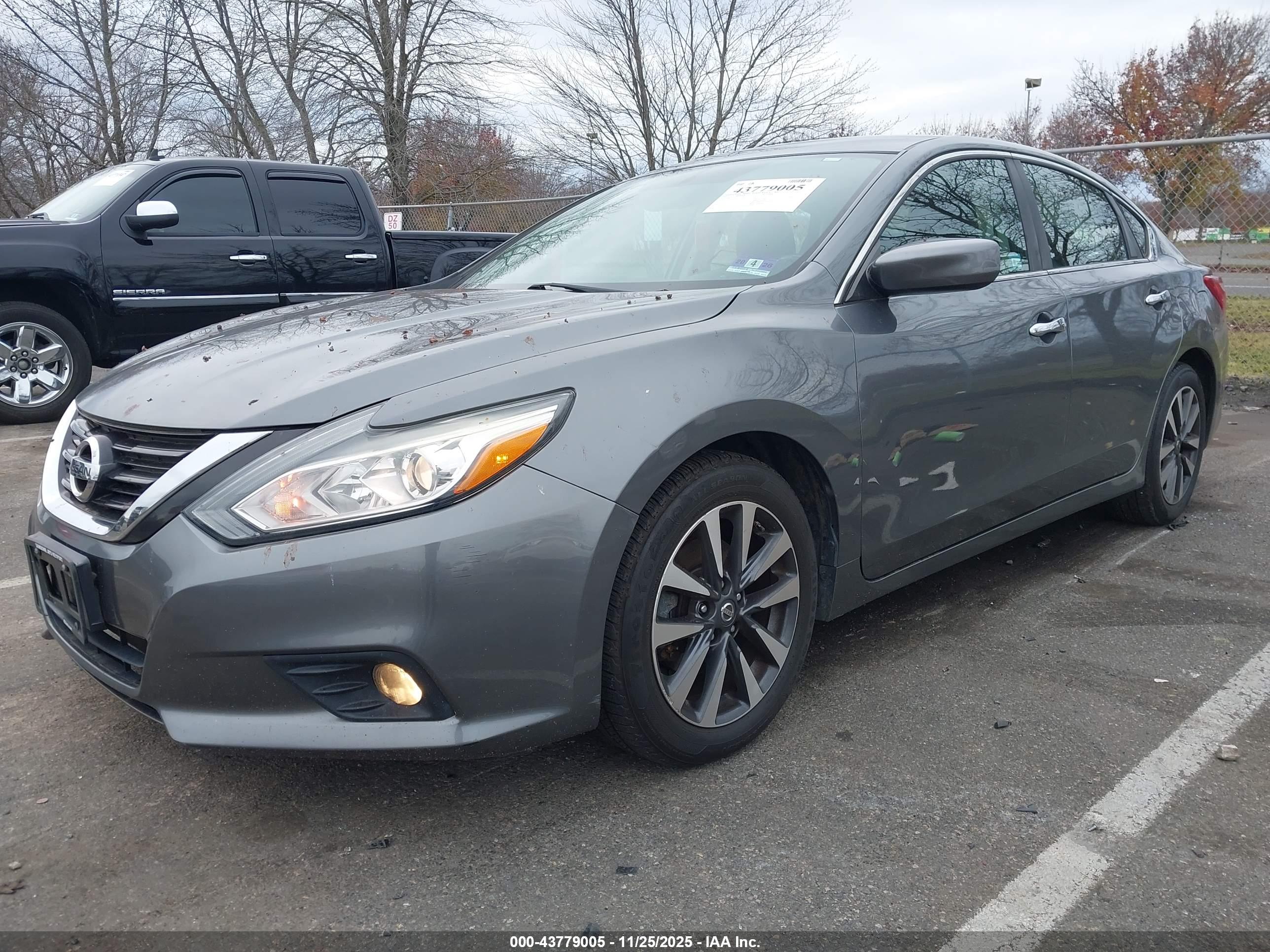 NISSAN ALTIMA image 2