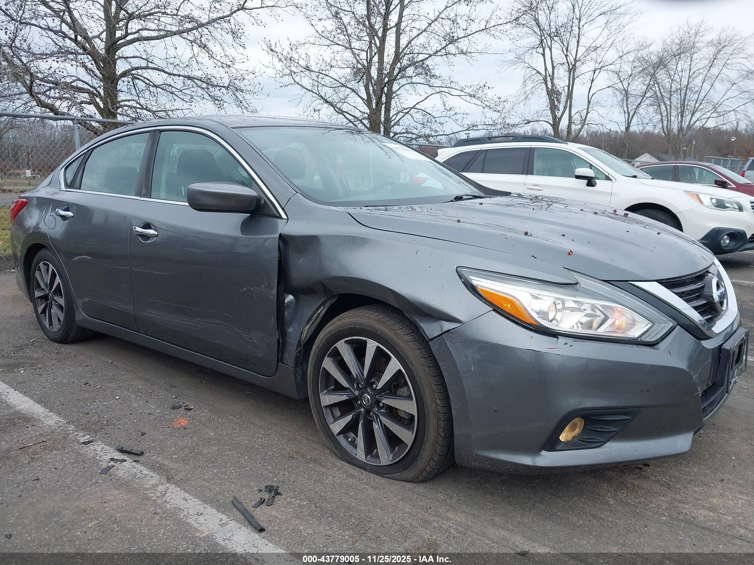 NISSAN ALTIMA image 6