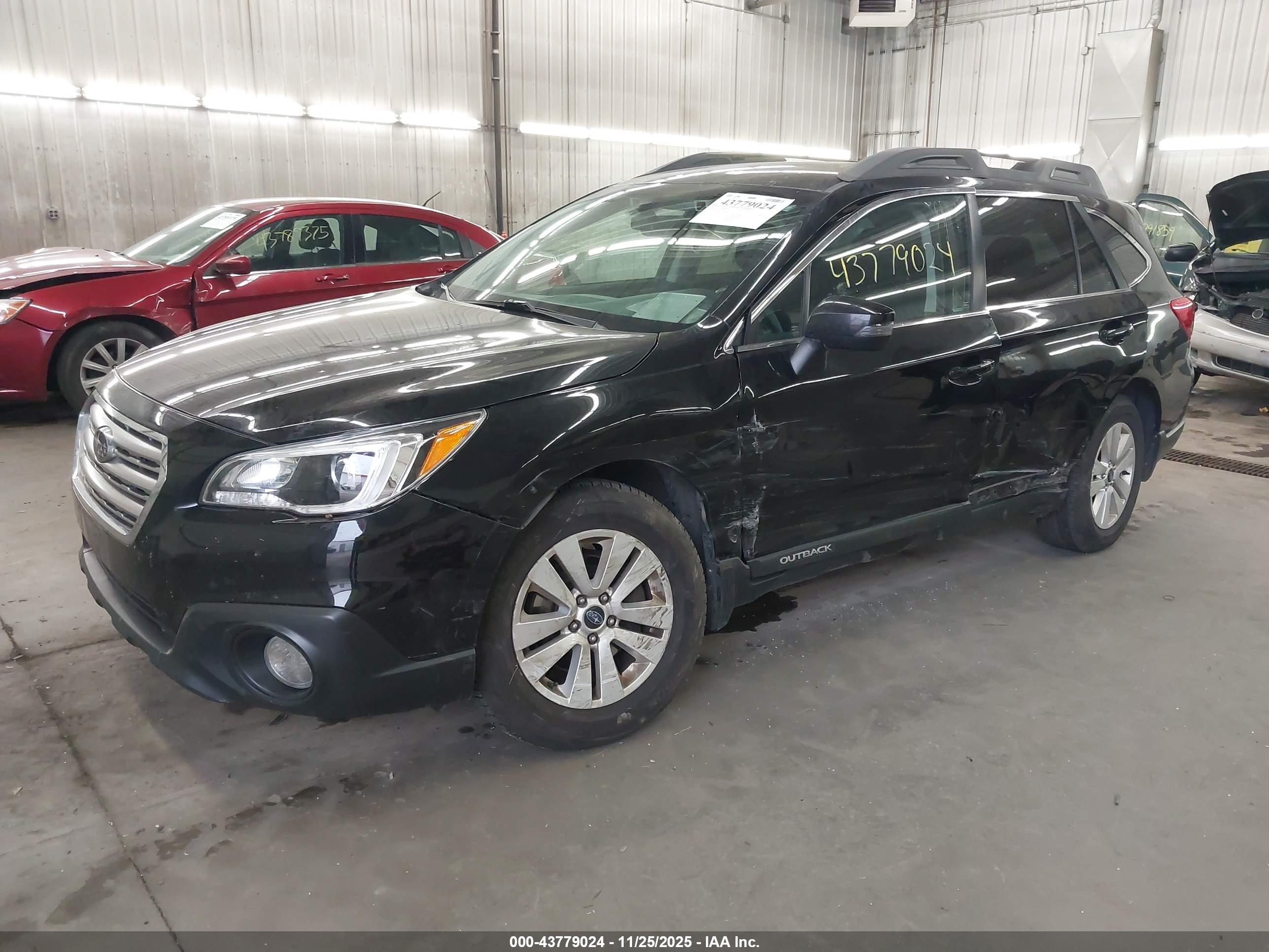 SUBARU OUTBACK image 2