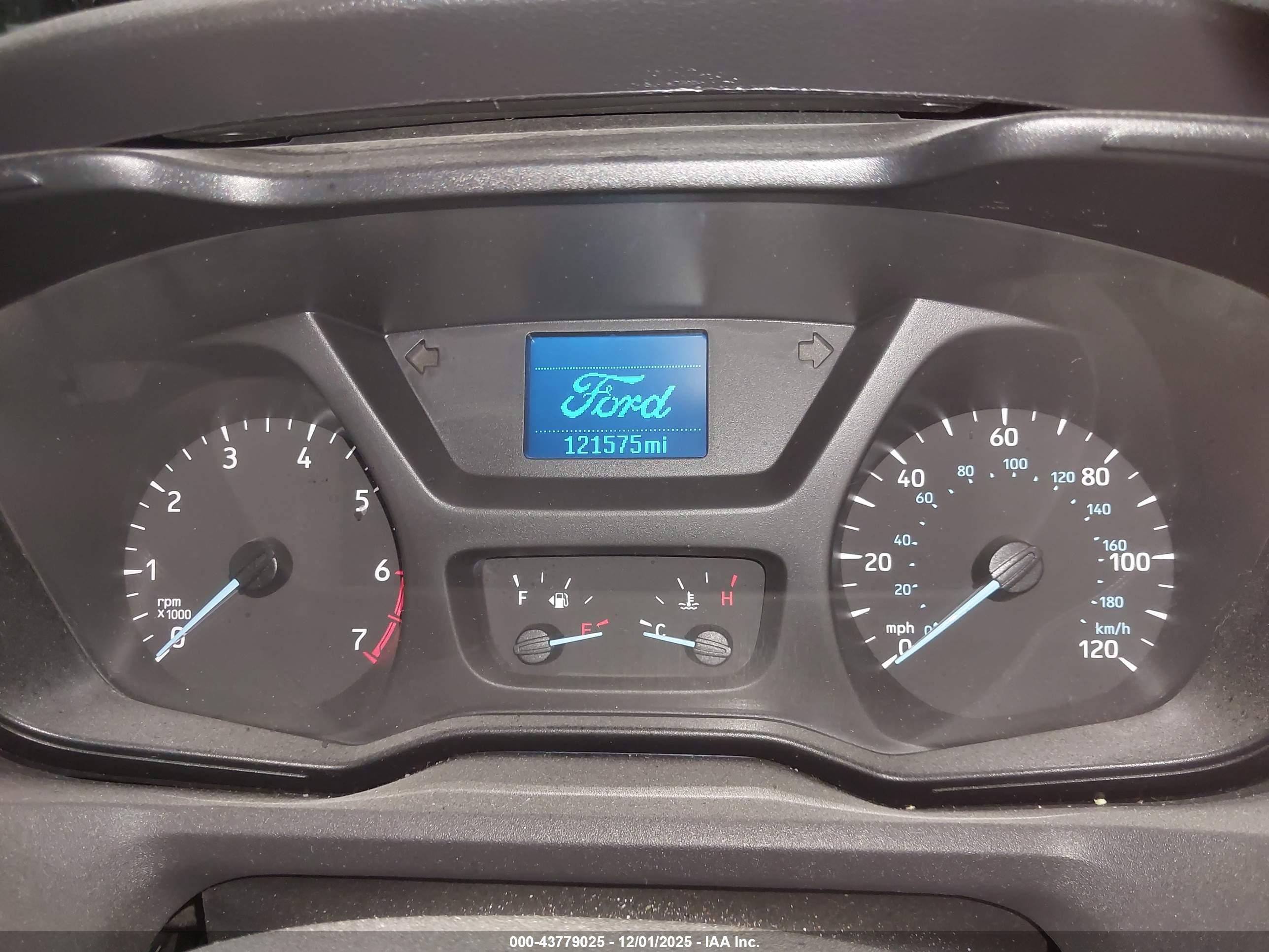 FORD TRANSIT-250 image 7