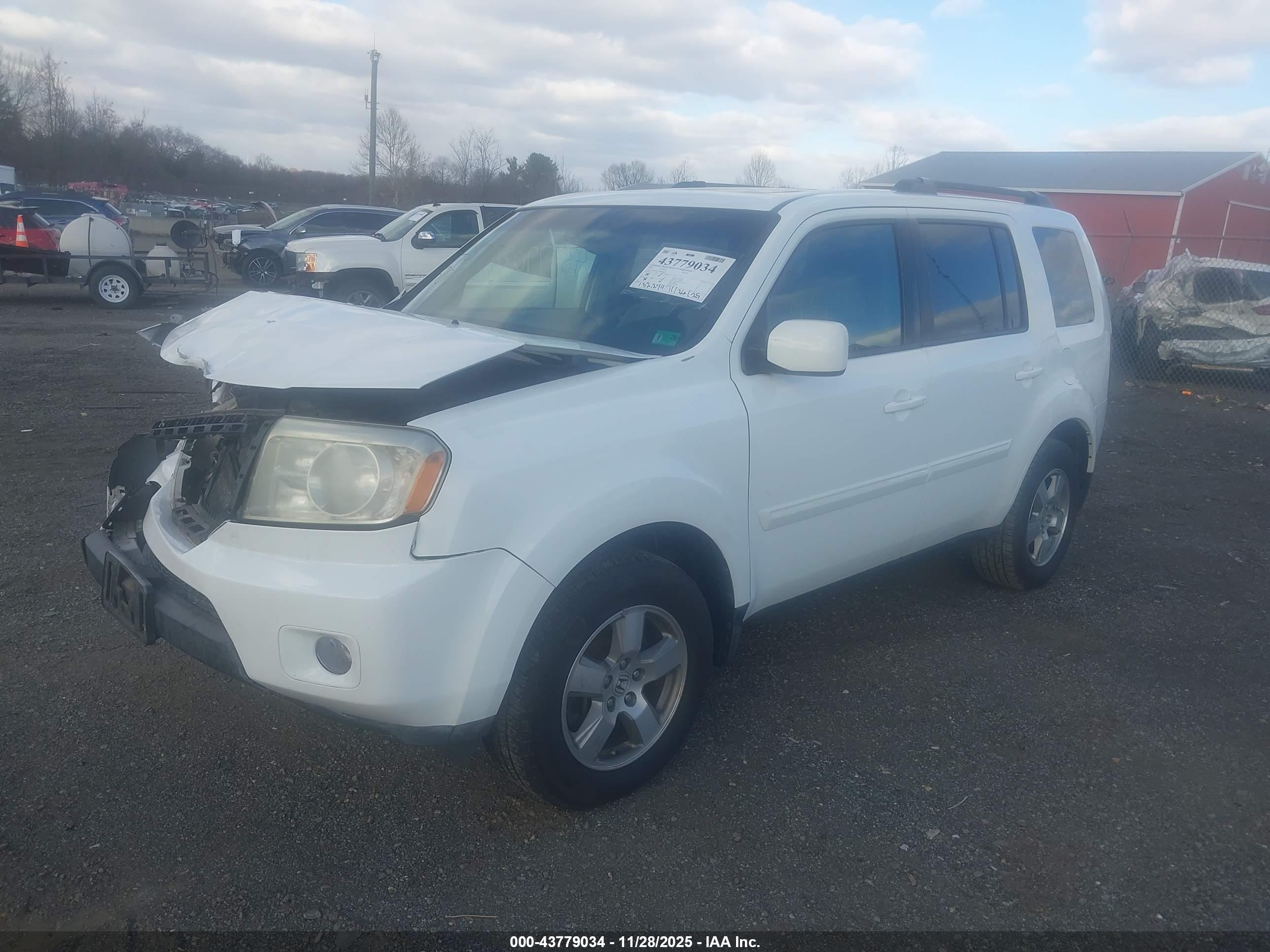 HONDA PILOT image 2