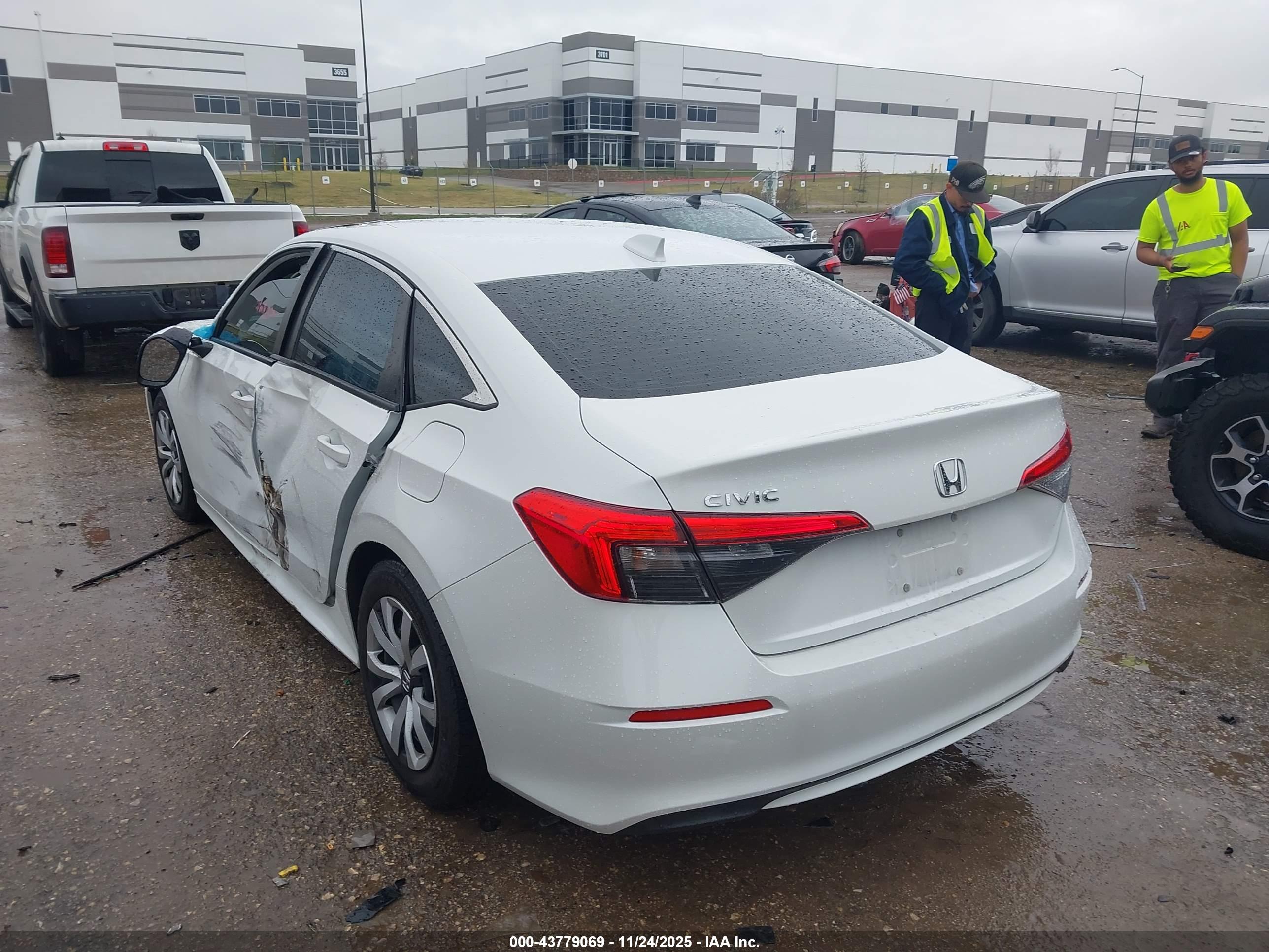 HONDA CIVIC image 3