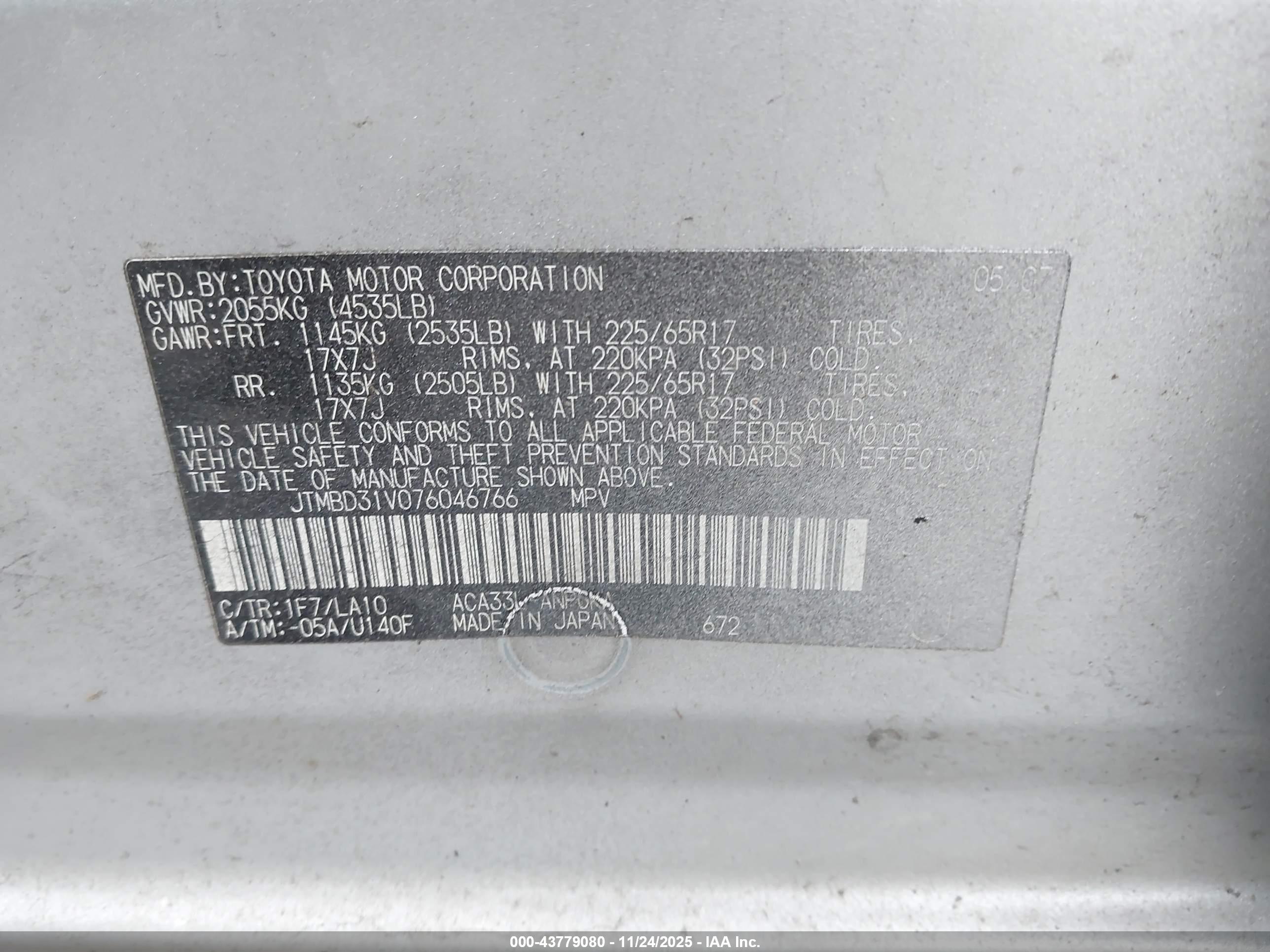 TOYOTA RAV4 image 9