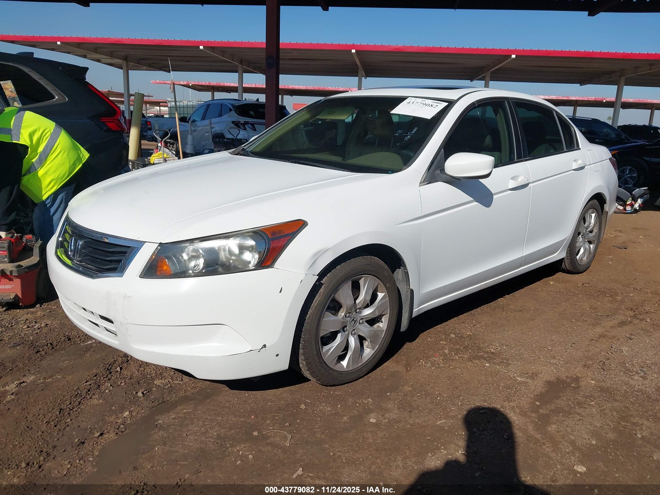 HONDA ACCORD image 2