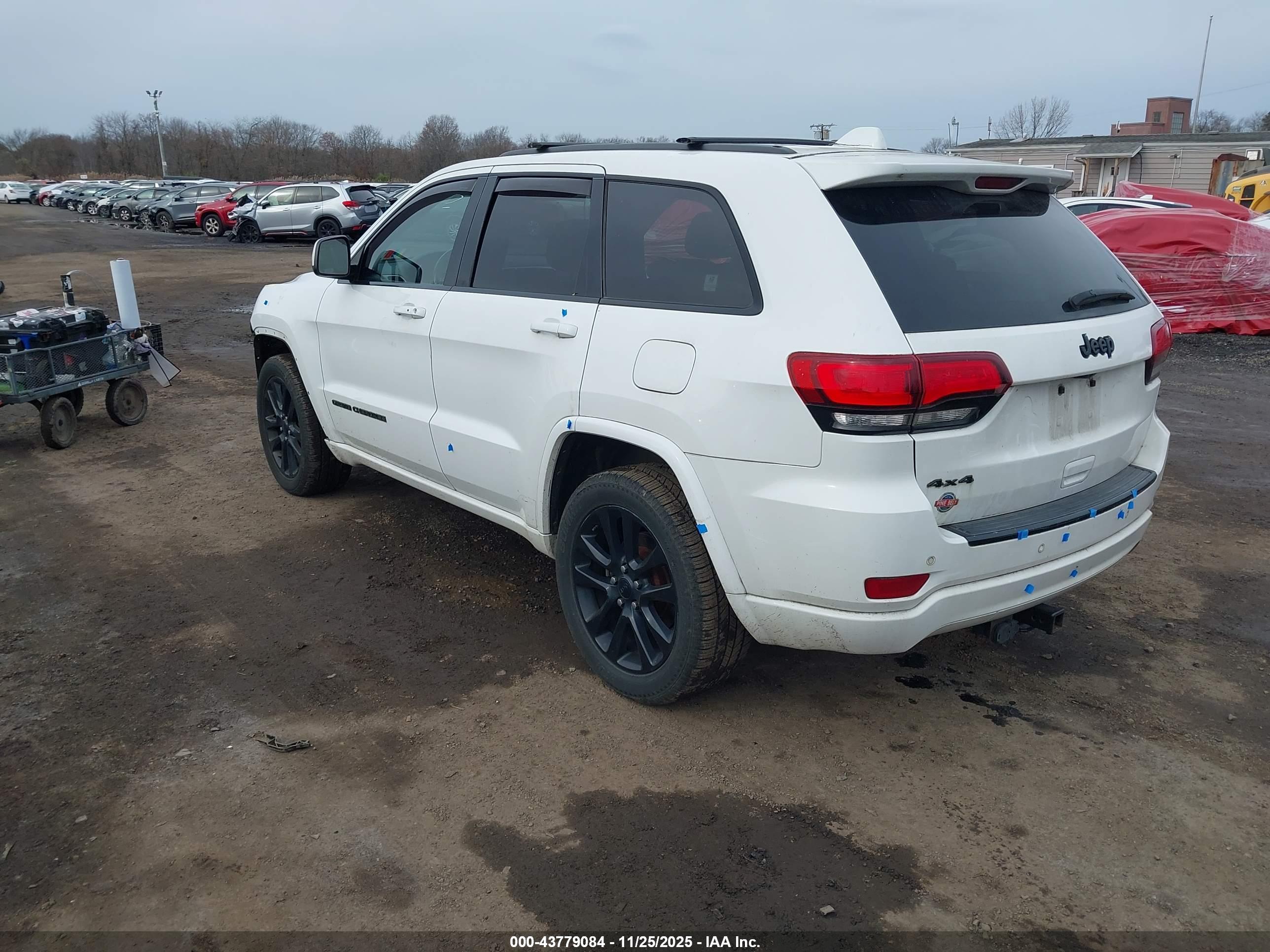 JEEP GRAND image 3