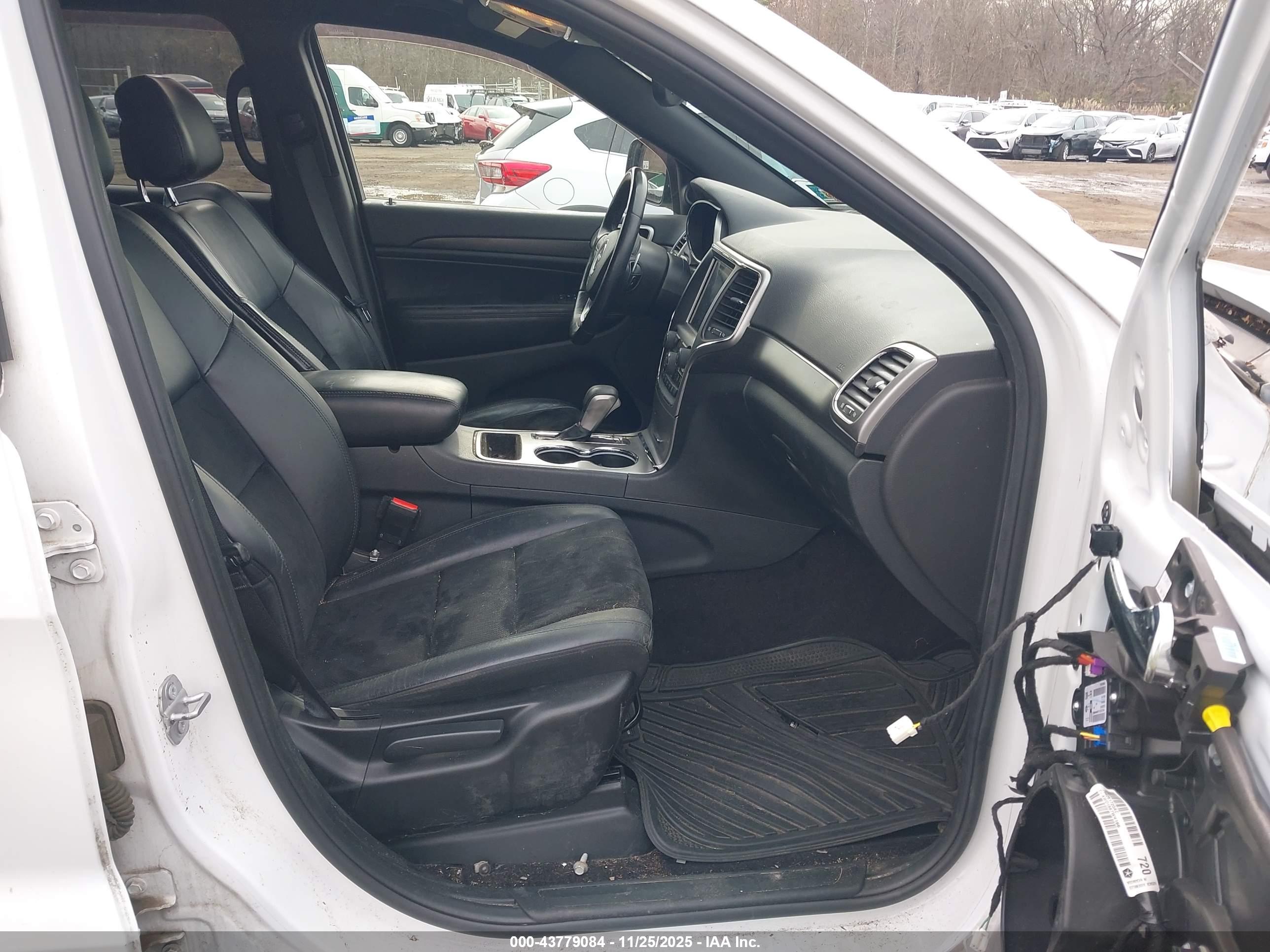 JEEP GRAND image 5