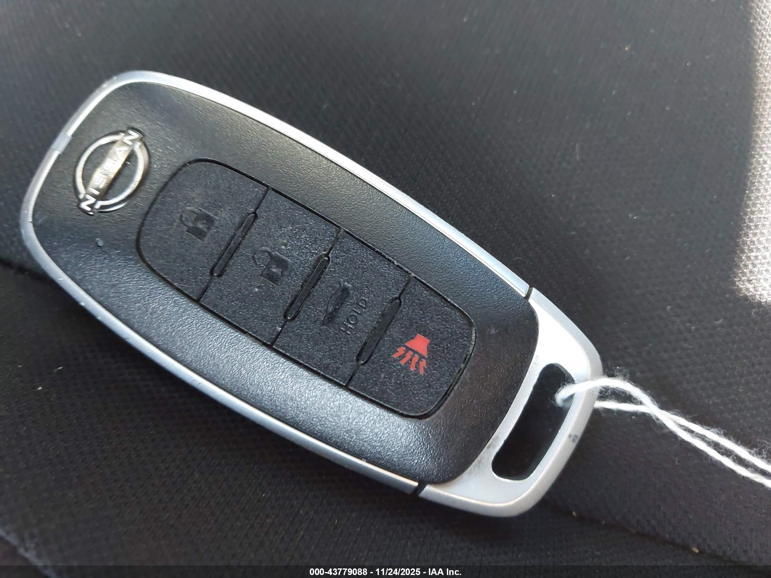 NISSAN SENTRA image 11