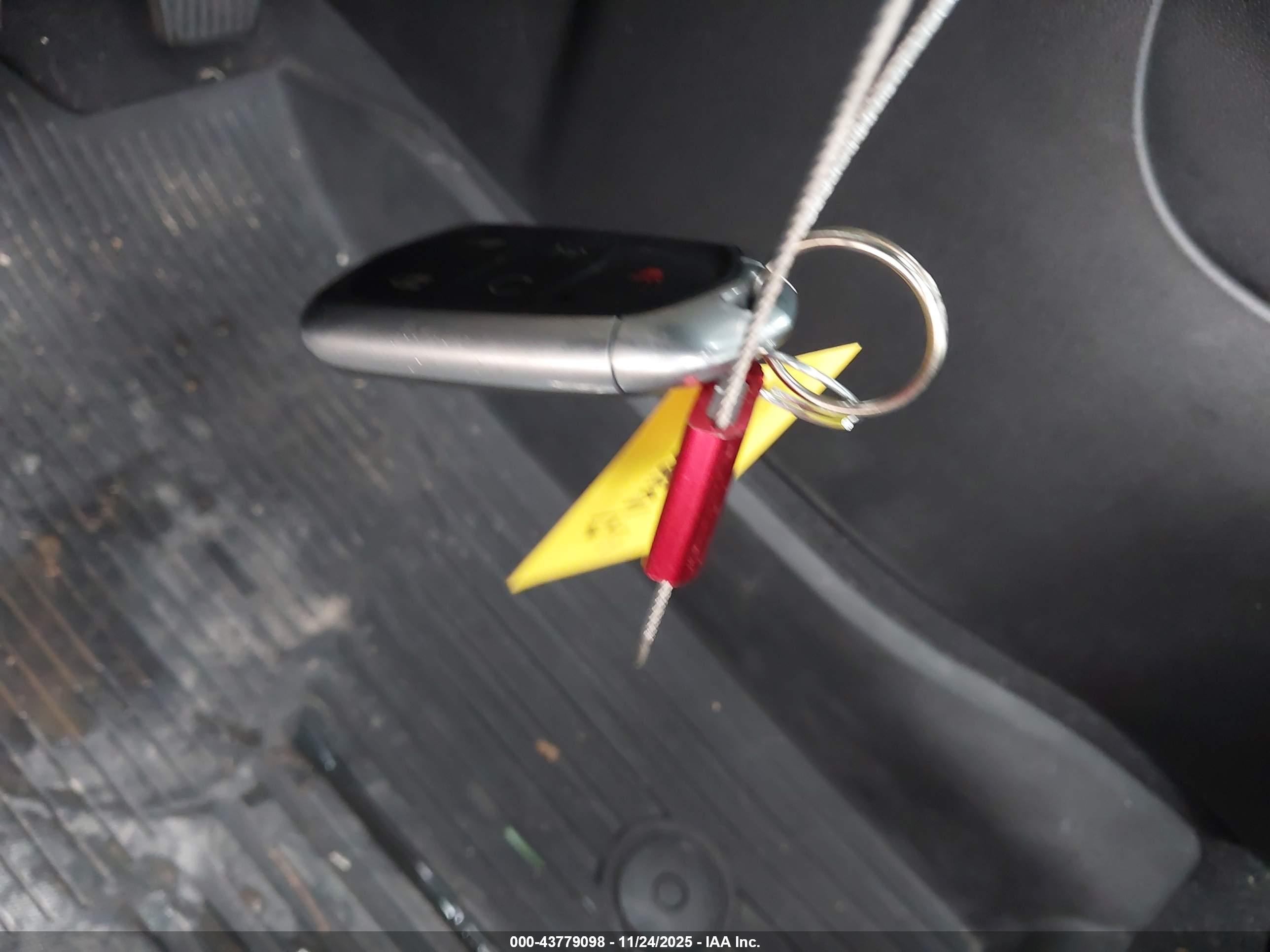 CADILLAC XT4 image 11
