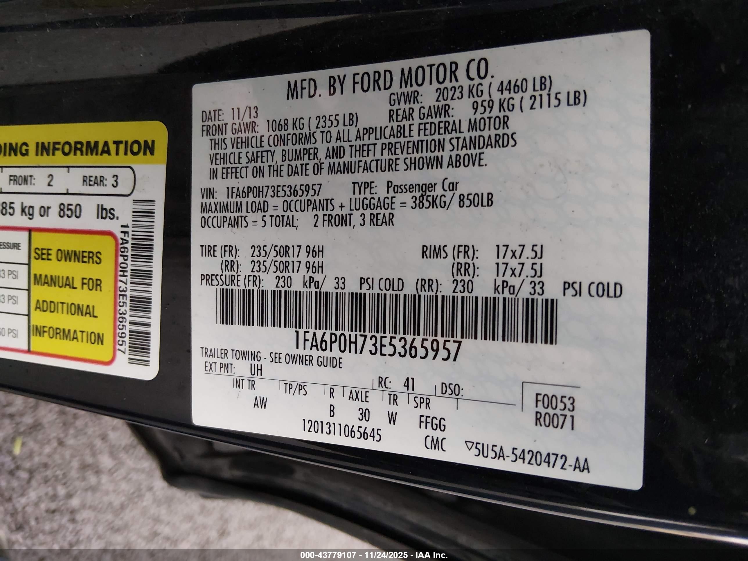 FORD FUSION image 9