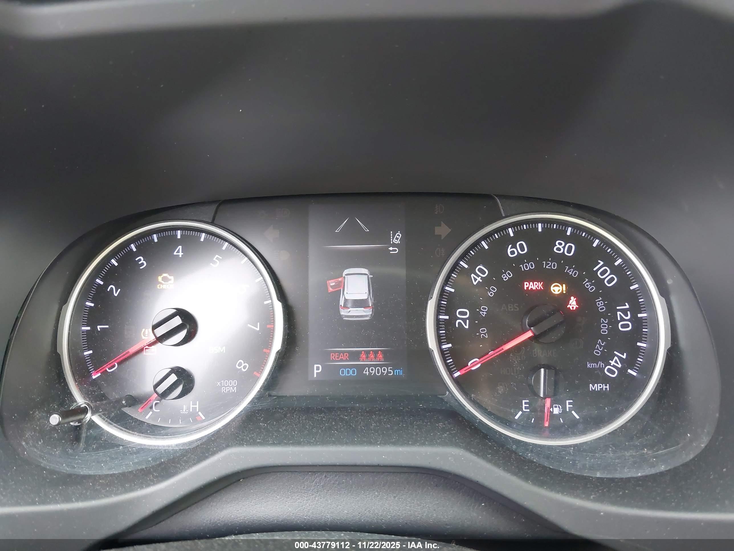 TOYOTA RAV4 image 7