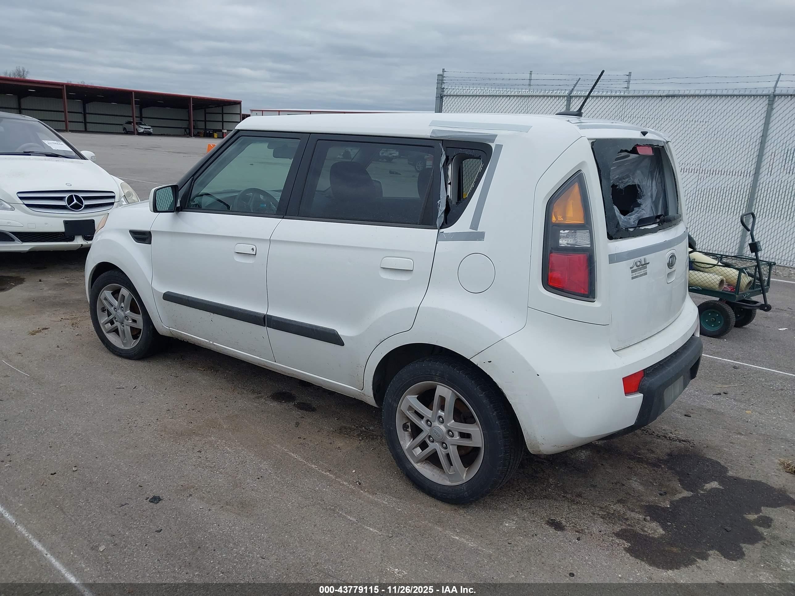 KIA SOUL image 3