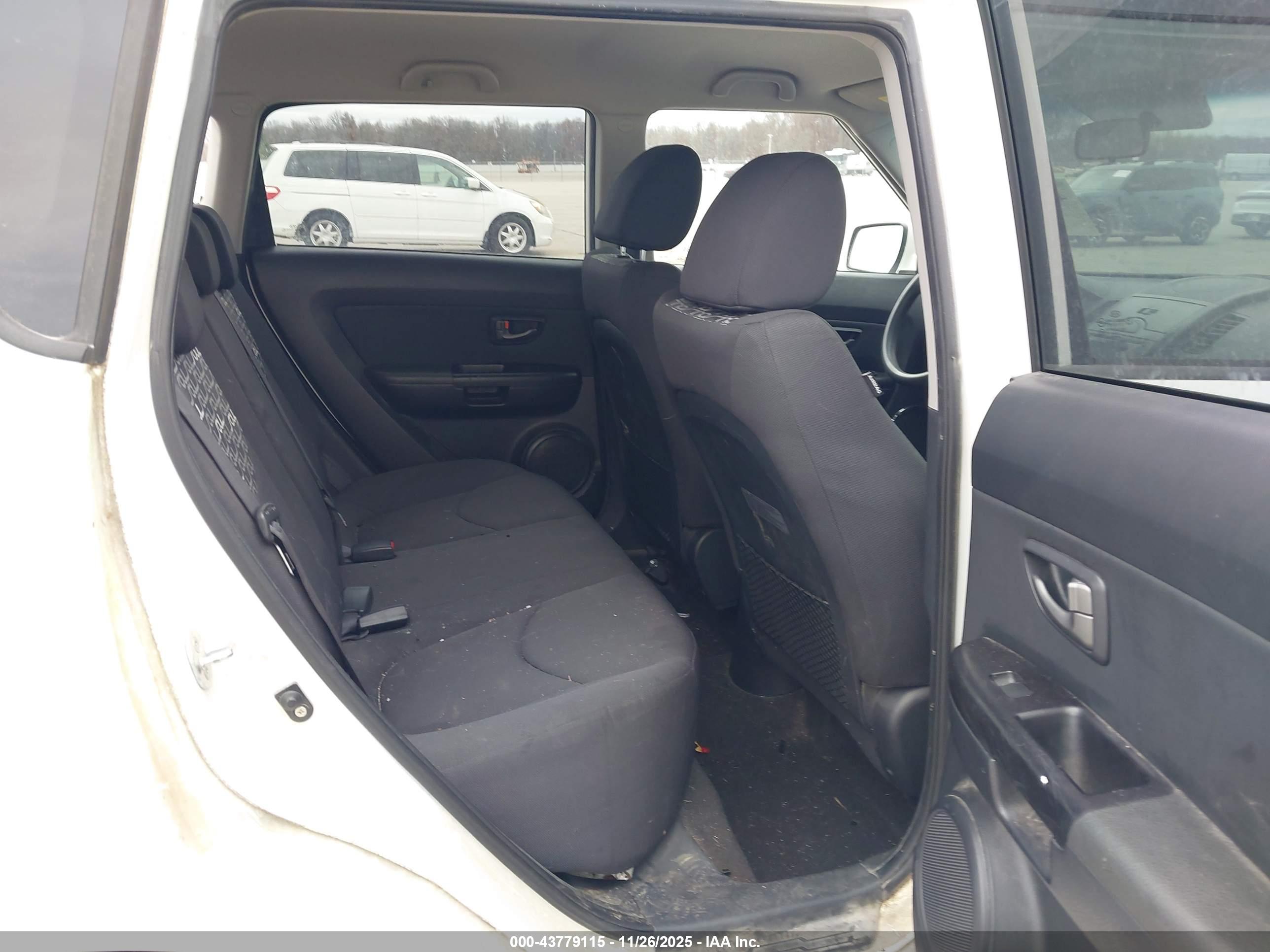 KIA SOUL image 8