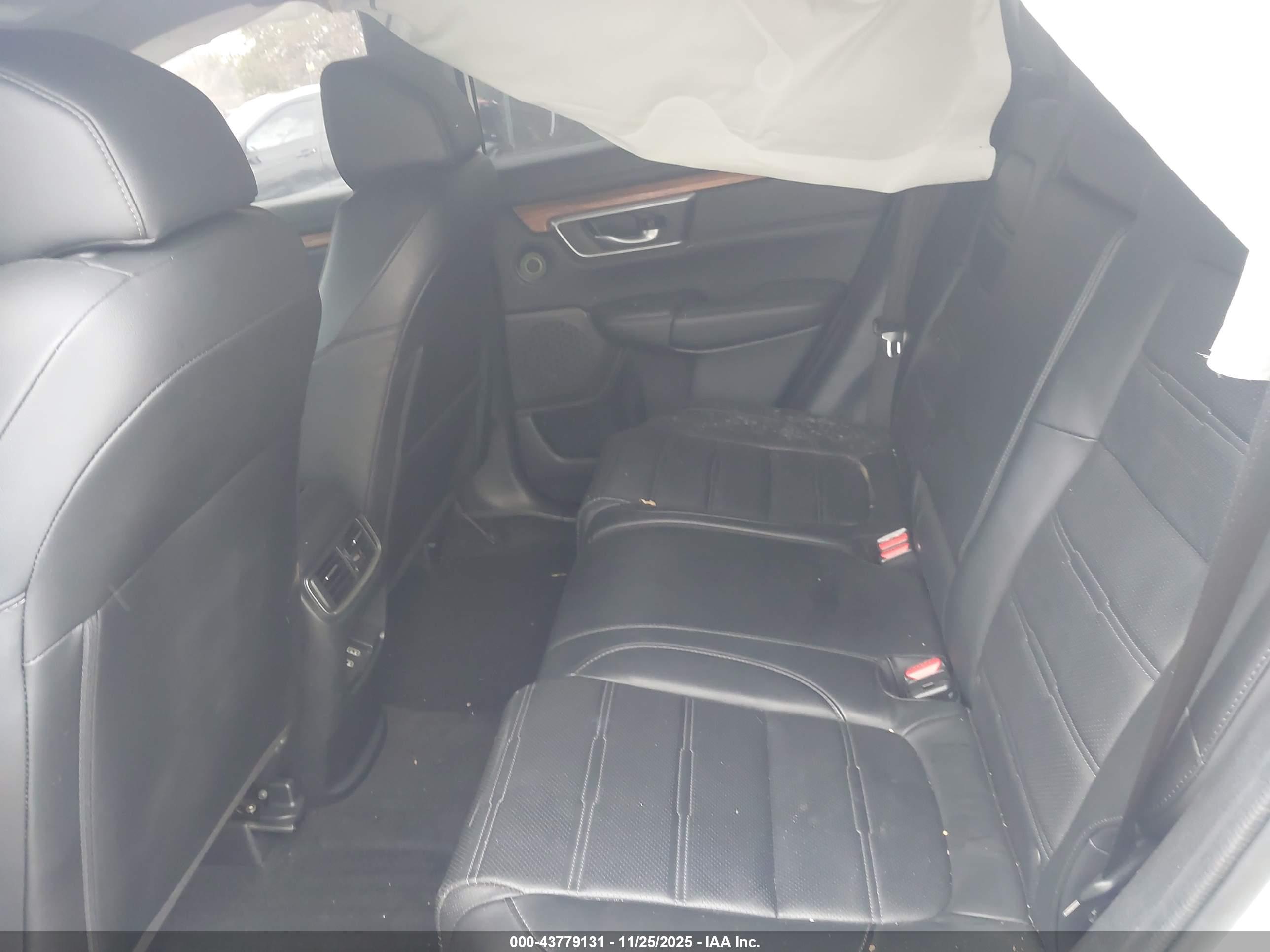 HONDA CR-V image 8