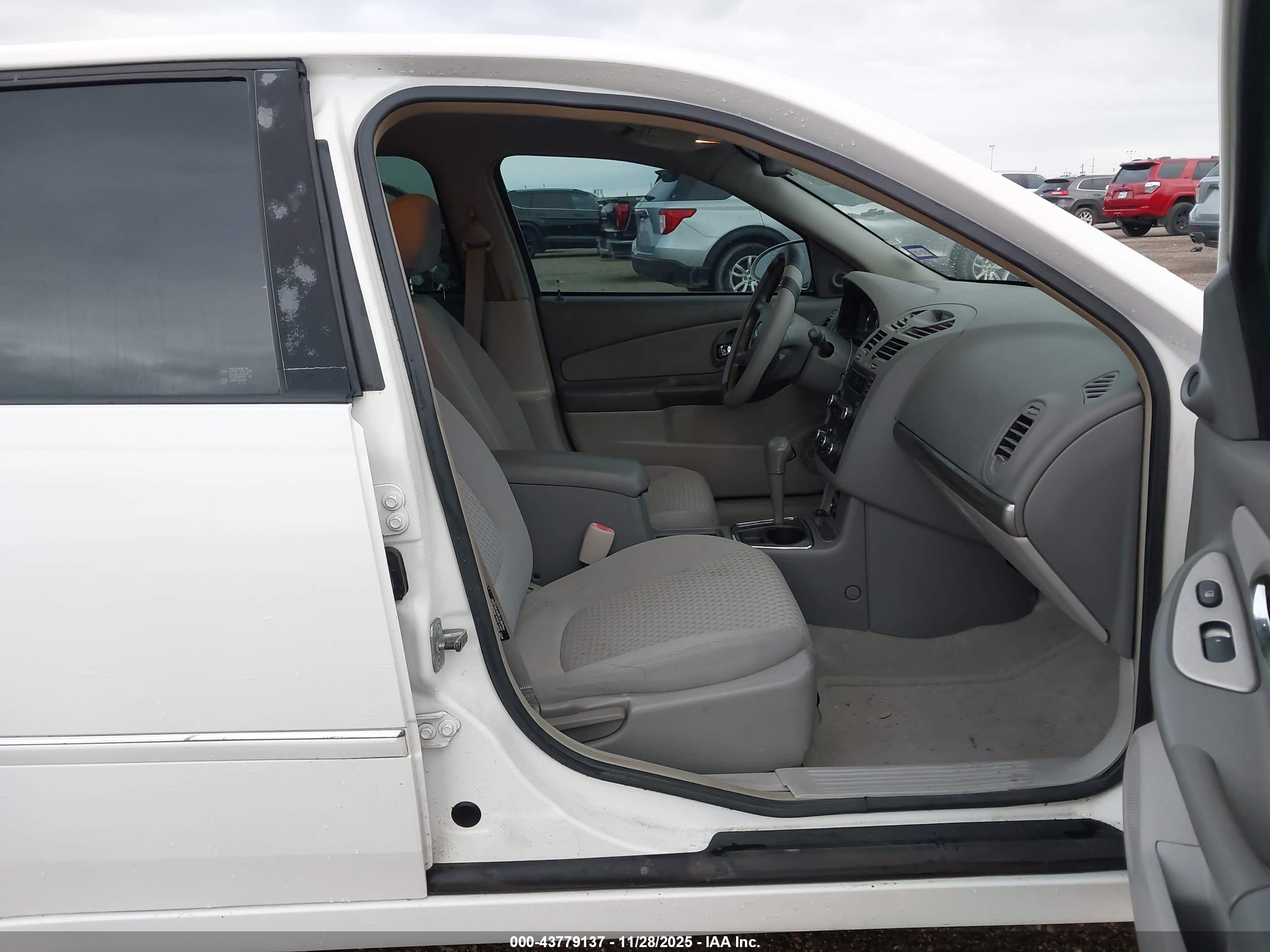 CHEVROLET MALIBU image 5