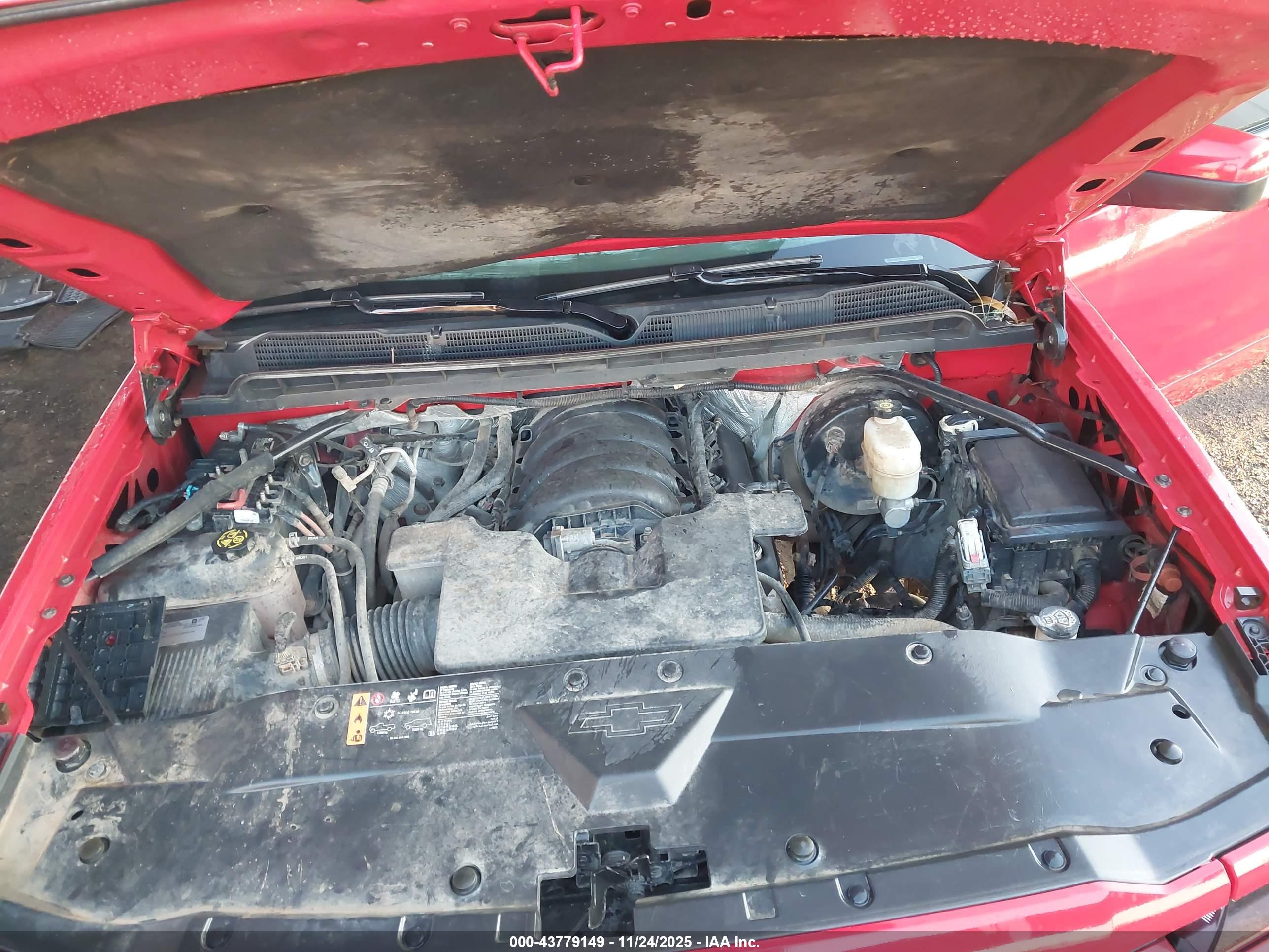 CHEVROLET SILVERADO image 10