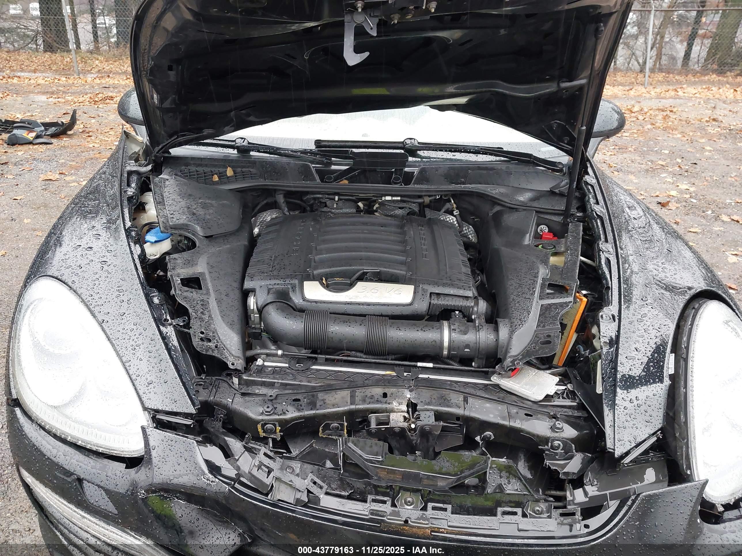PORSCHE CAYENNE image 10
