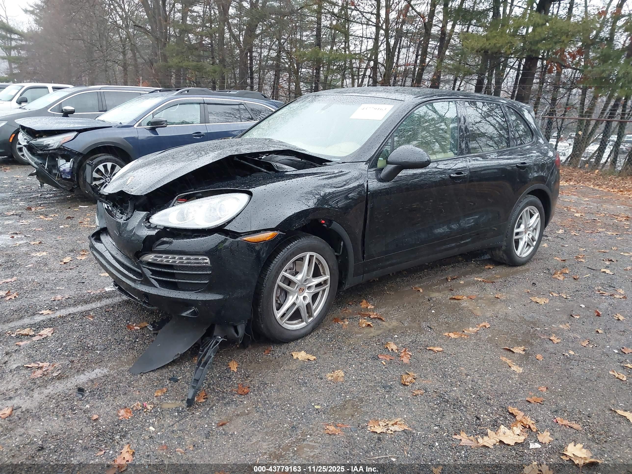 PORSCHE CAYENNE image 2