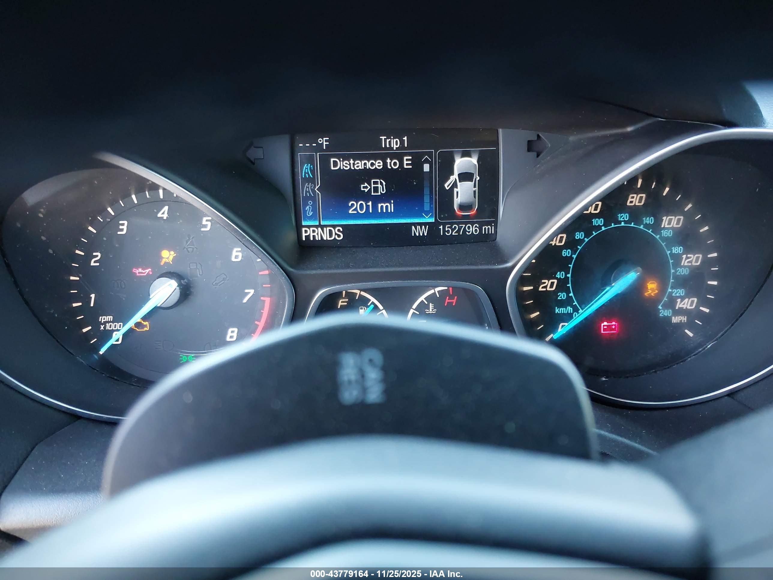 FORD ESCAPE image 7