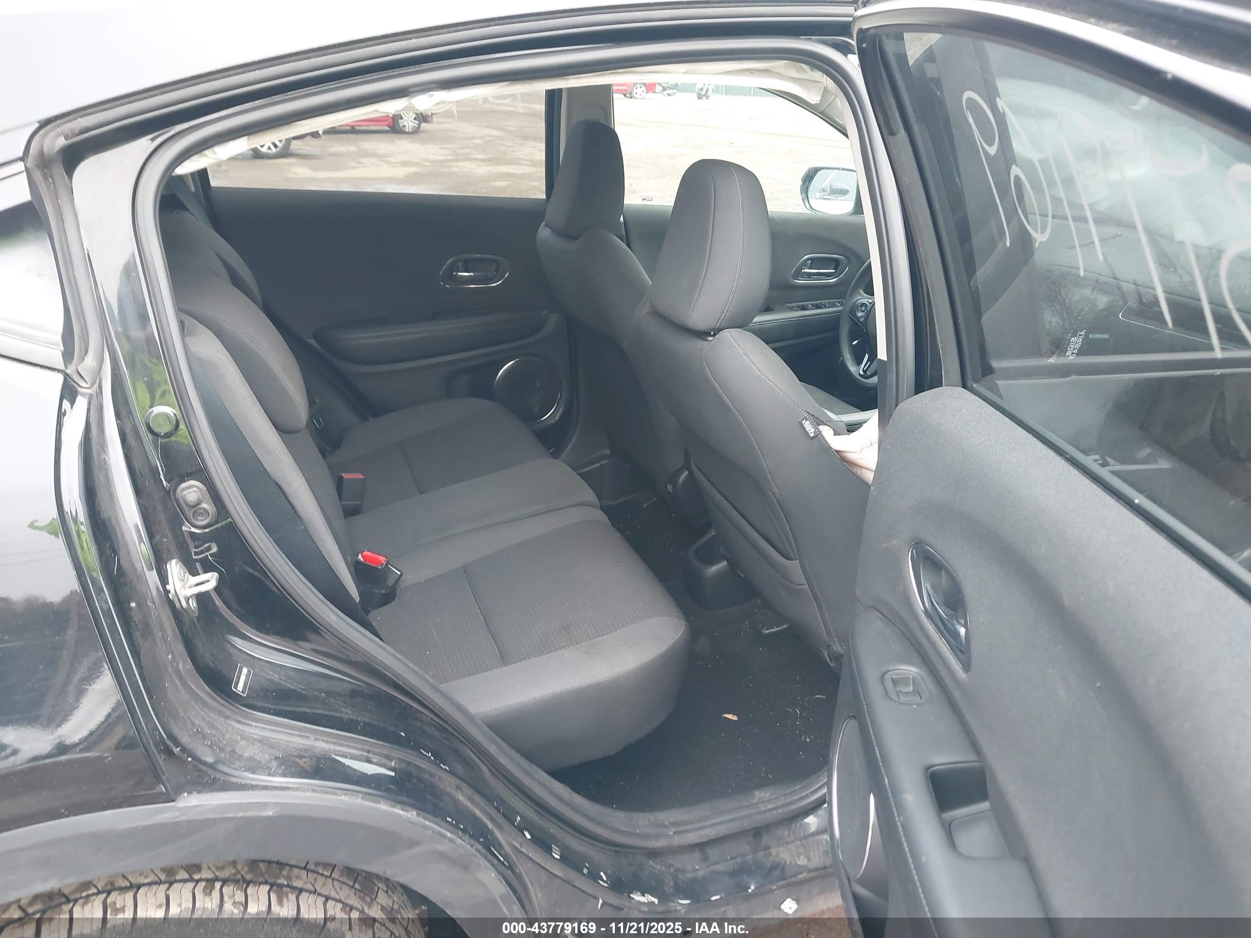 HONDA HR-V image 8