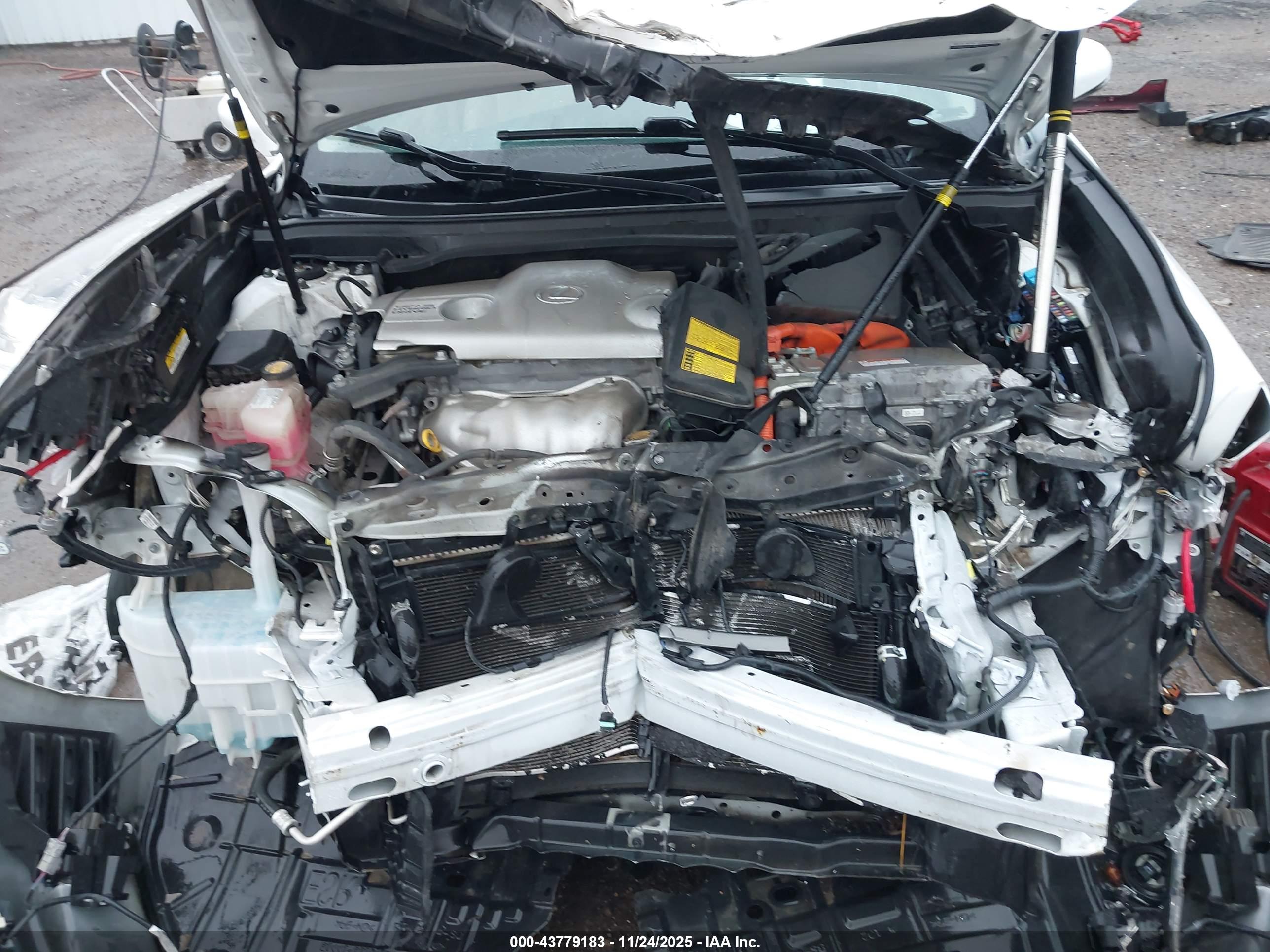 LEXUS ES image 10