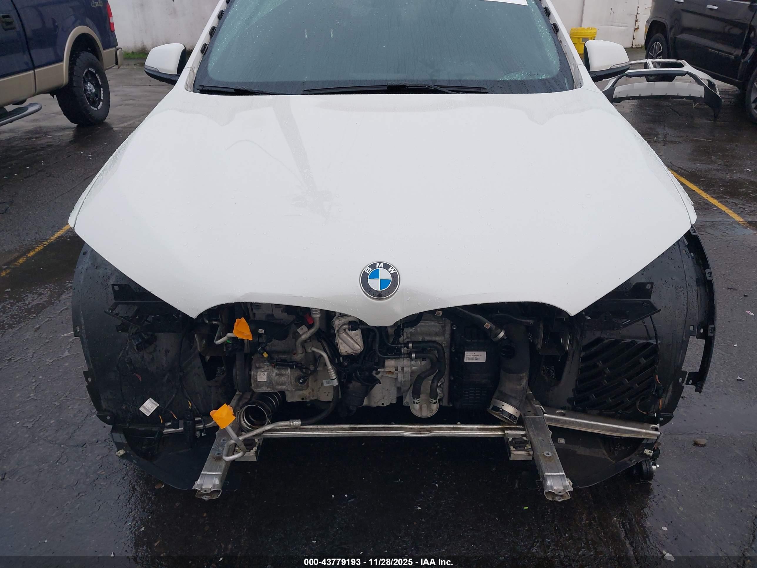 BMW X1 image 6