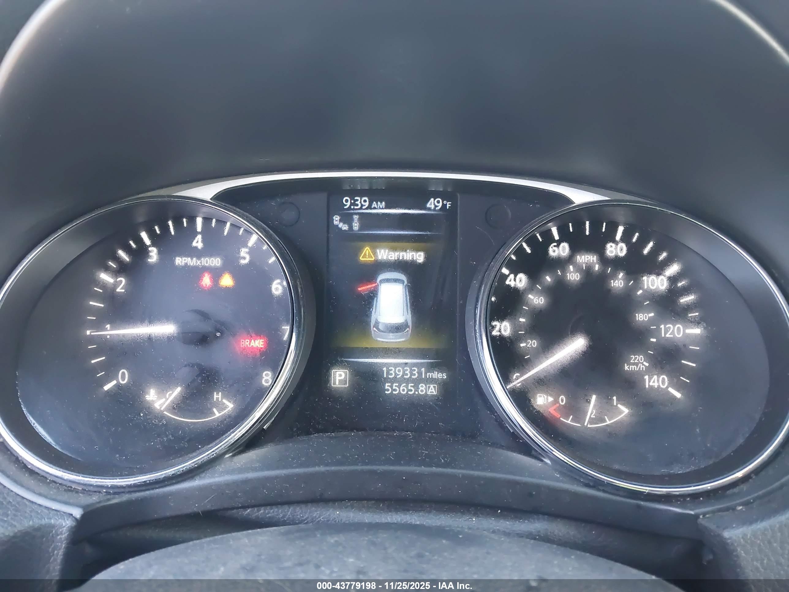 NISSAN ROGUE image 7