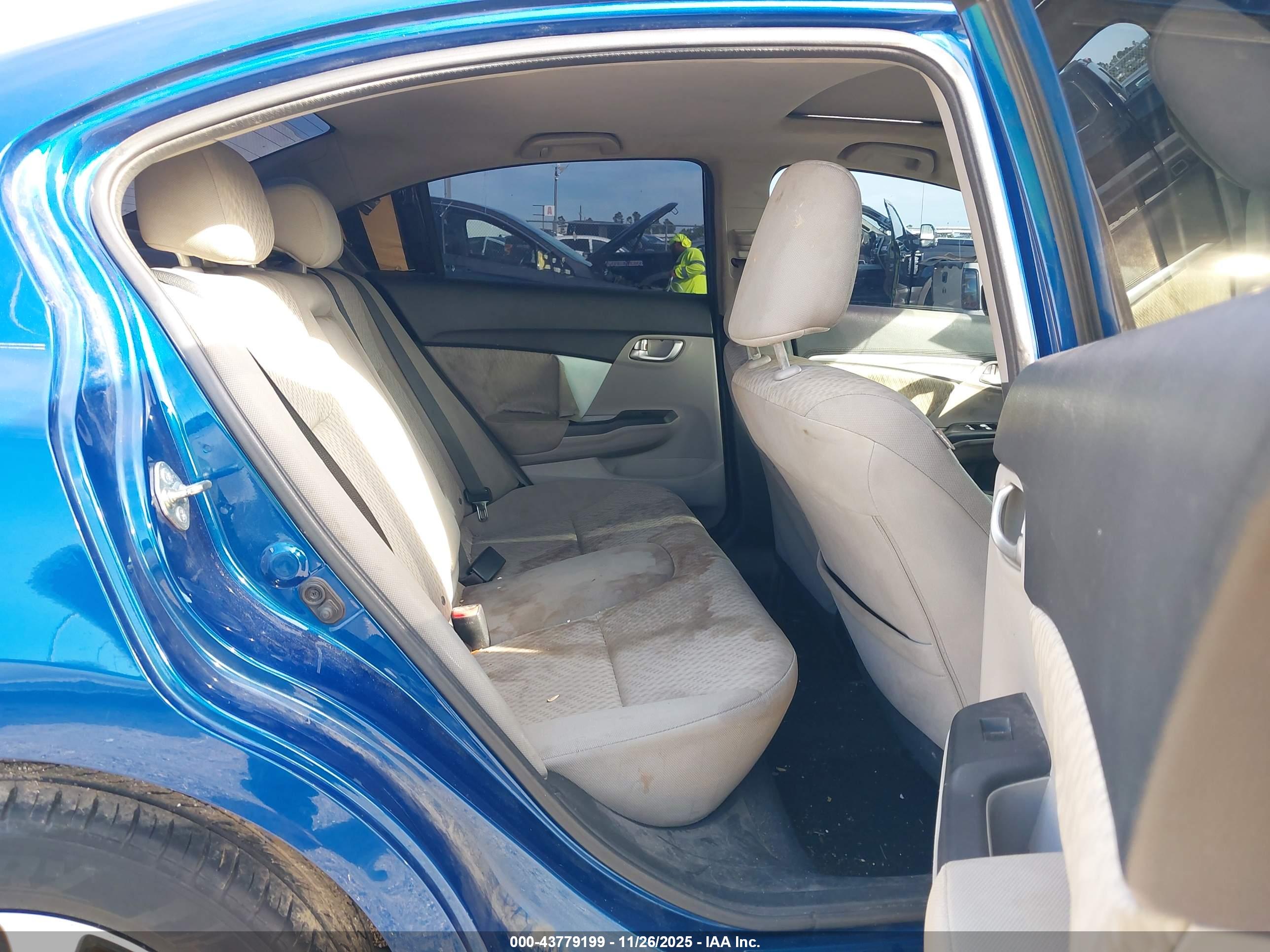 HONDA CIVIC image 8