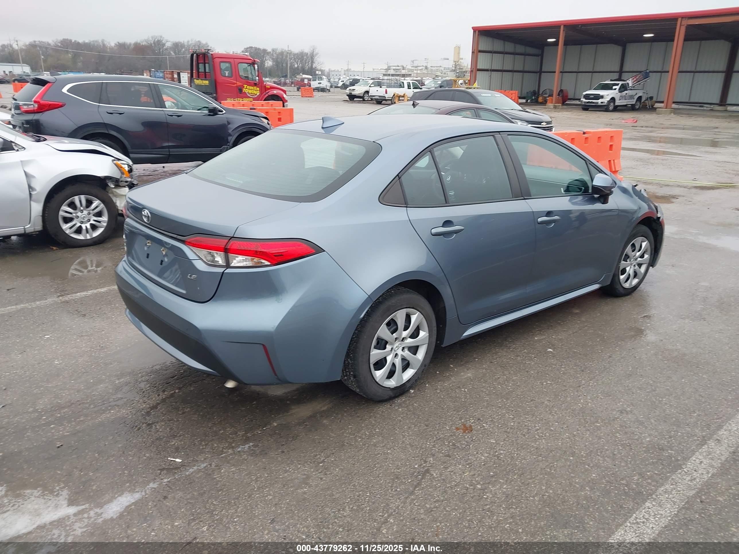 TOYOTA COROLLA image 4