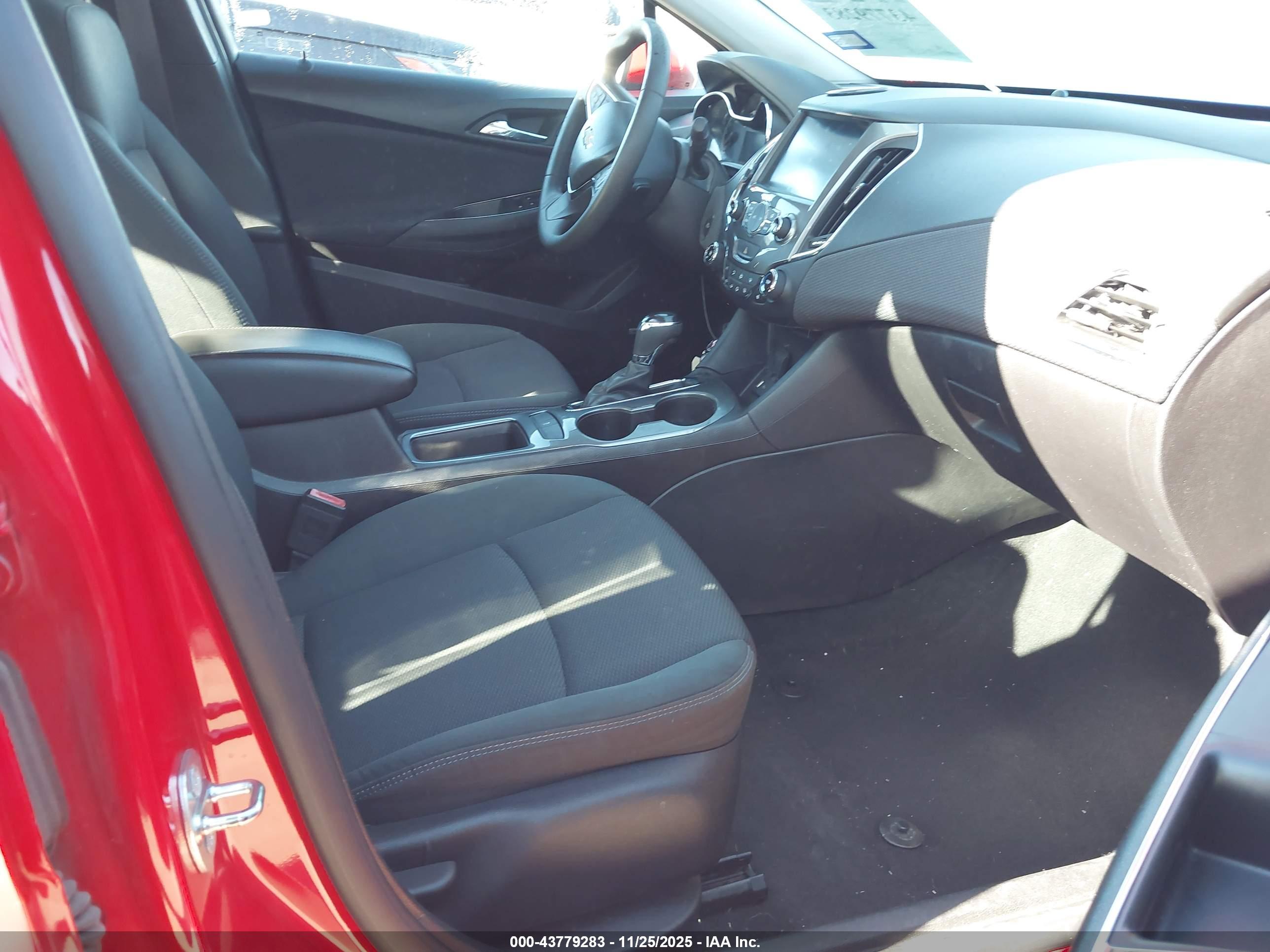 CHEVROLET CRUZE image 5