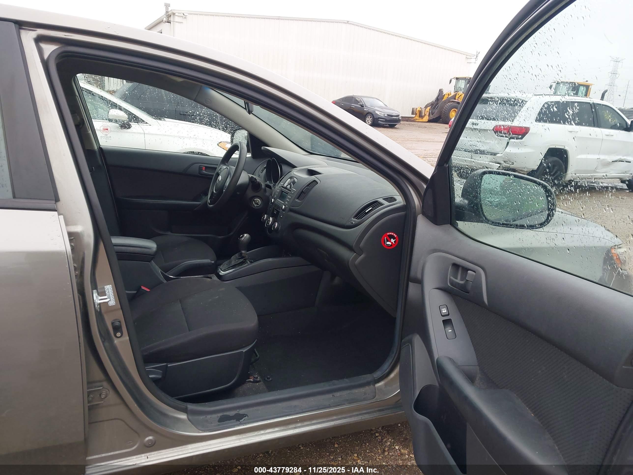 KIA FORTE image 5