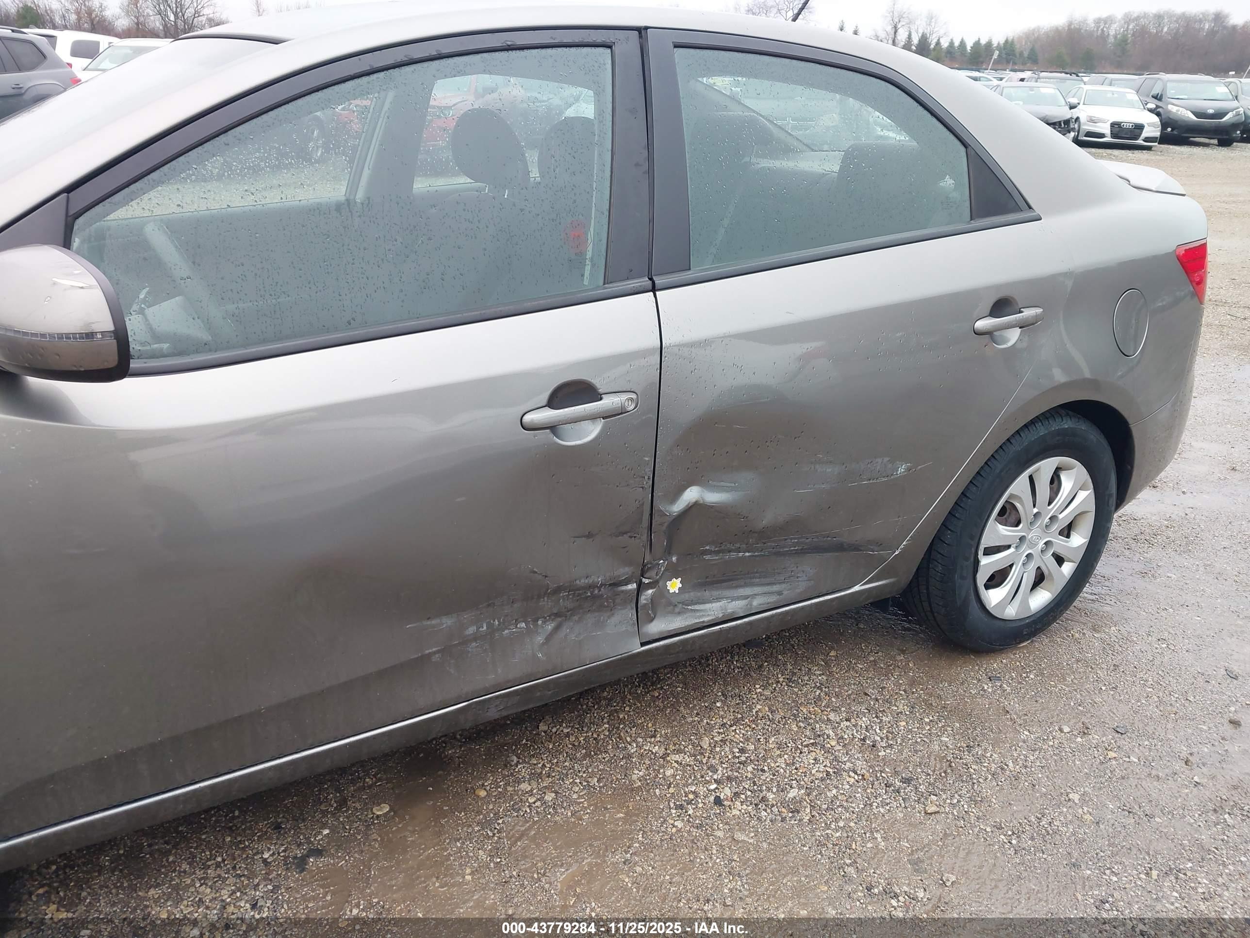 KIA FORTE image 6