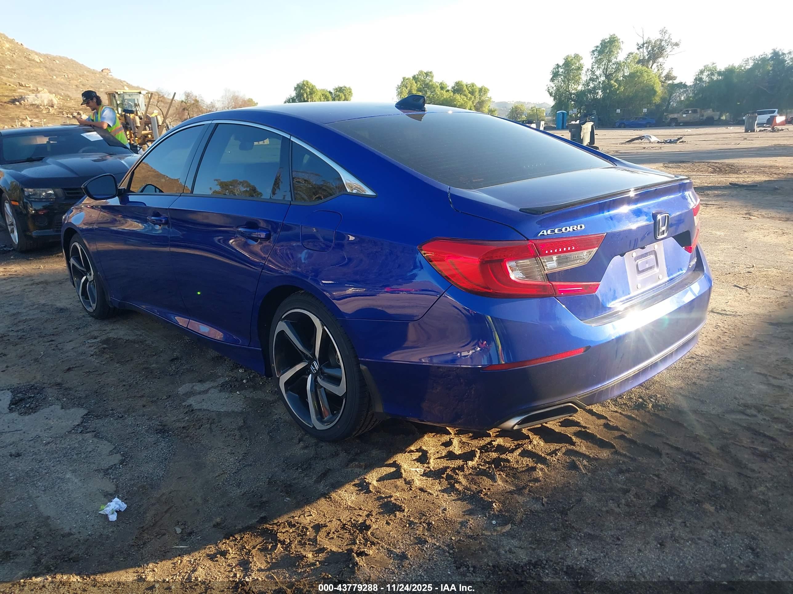 HONDA ACCORD image 3