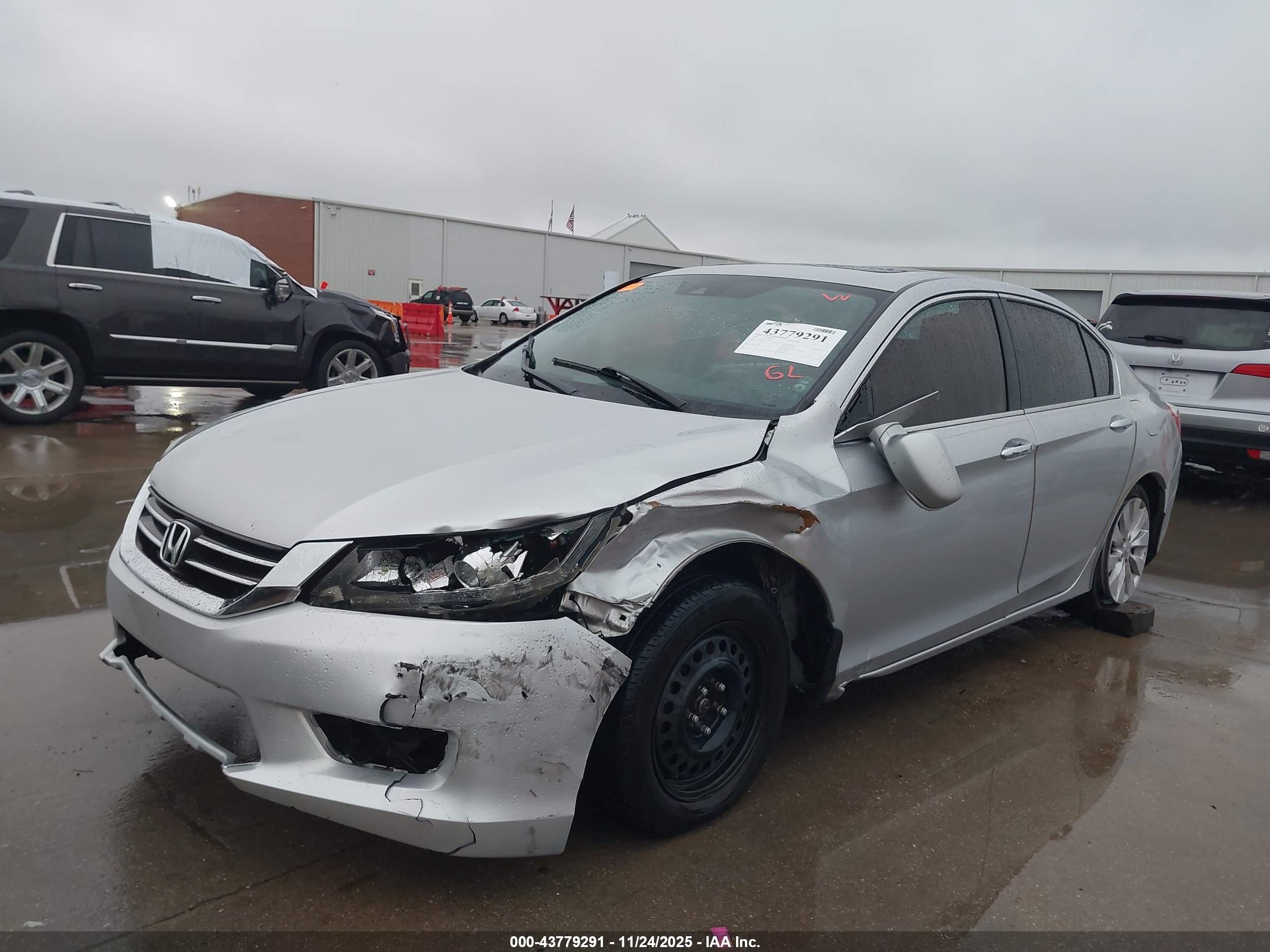 HONDA ACCORD image 2