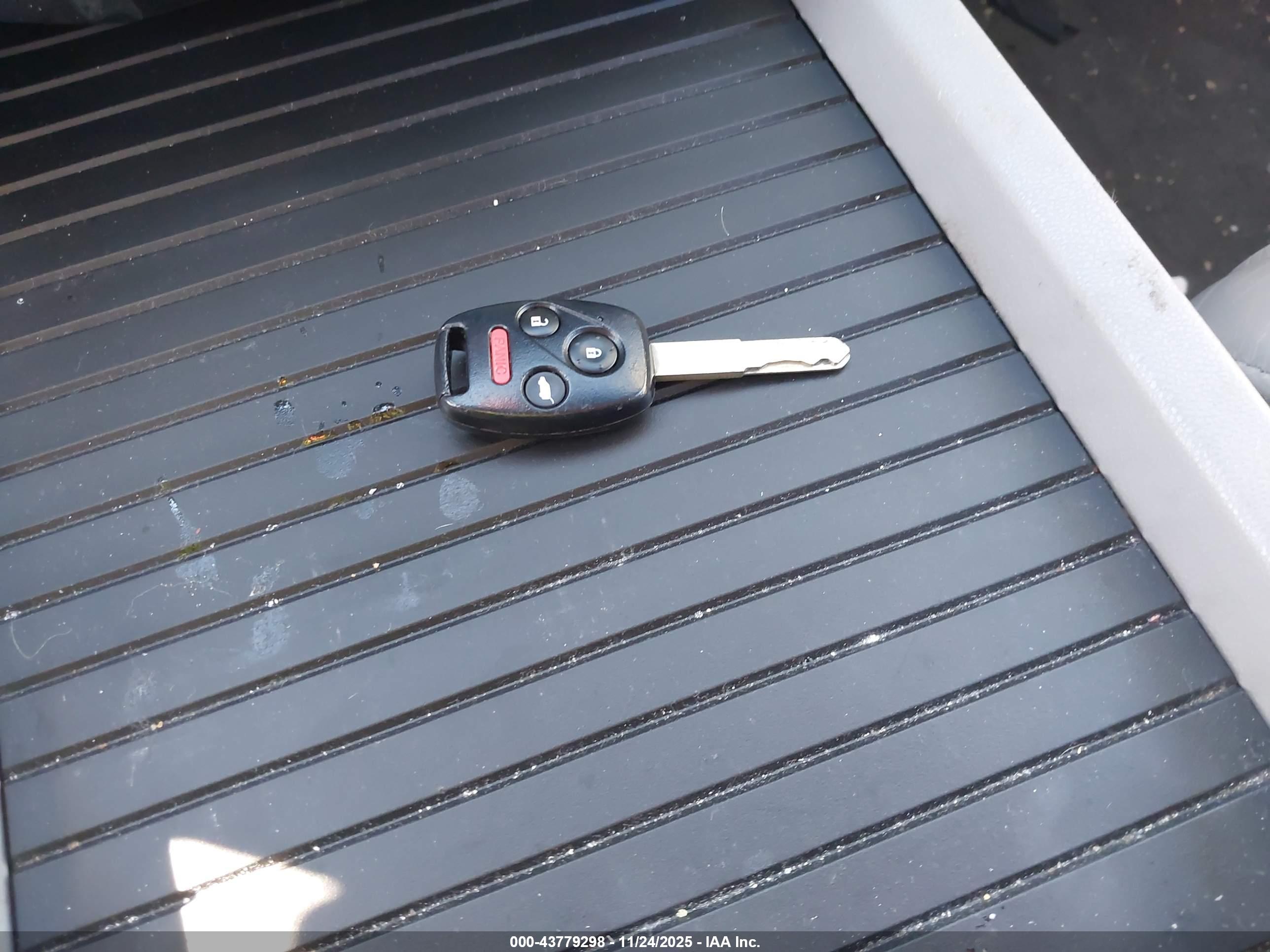 HONDA PILOT image 11