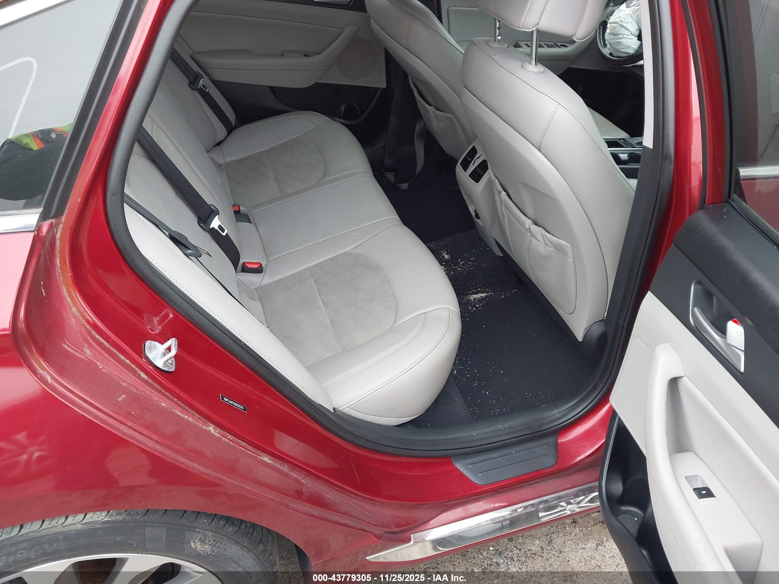 HYUNDAI SONATA image 8