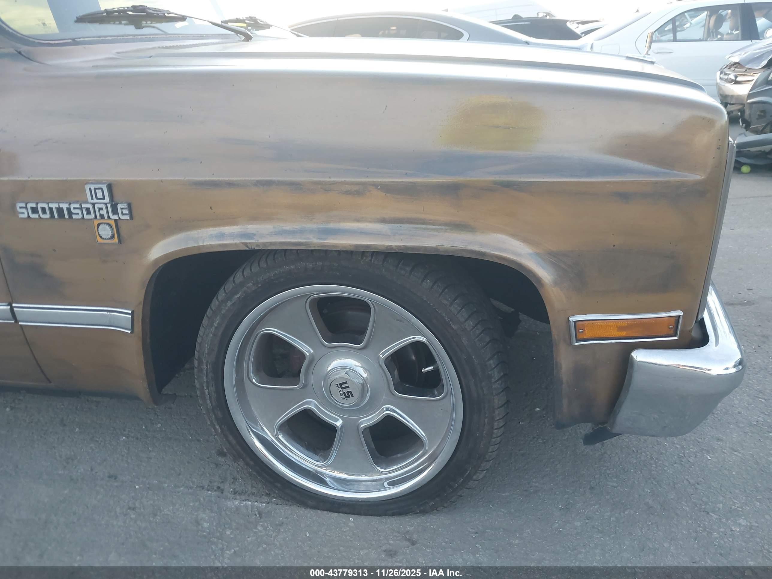 CHEVROLET C10 image 6