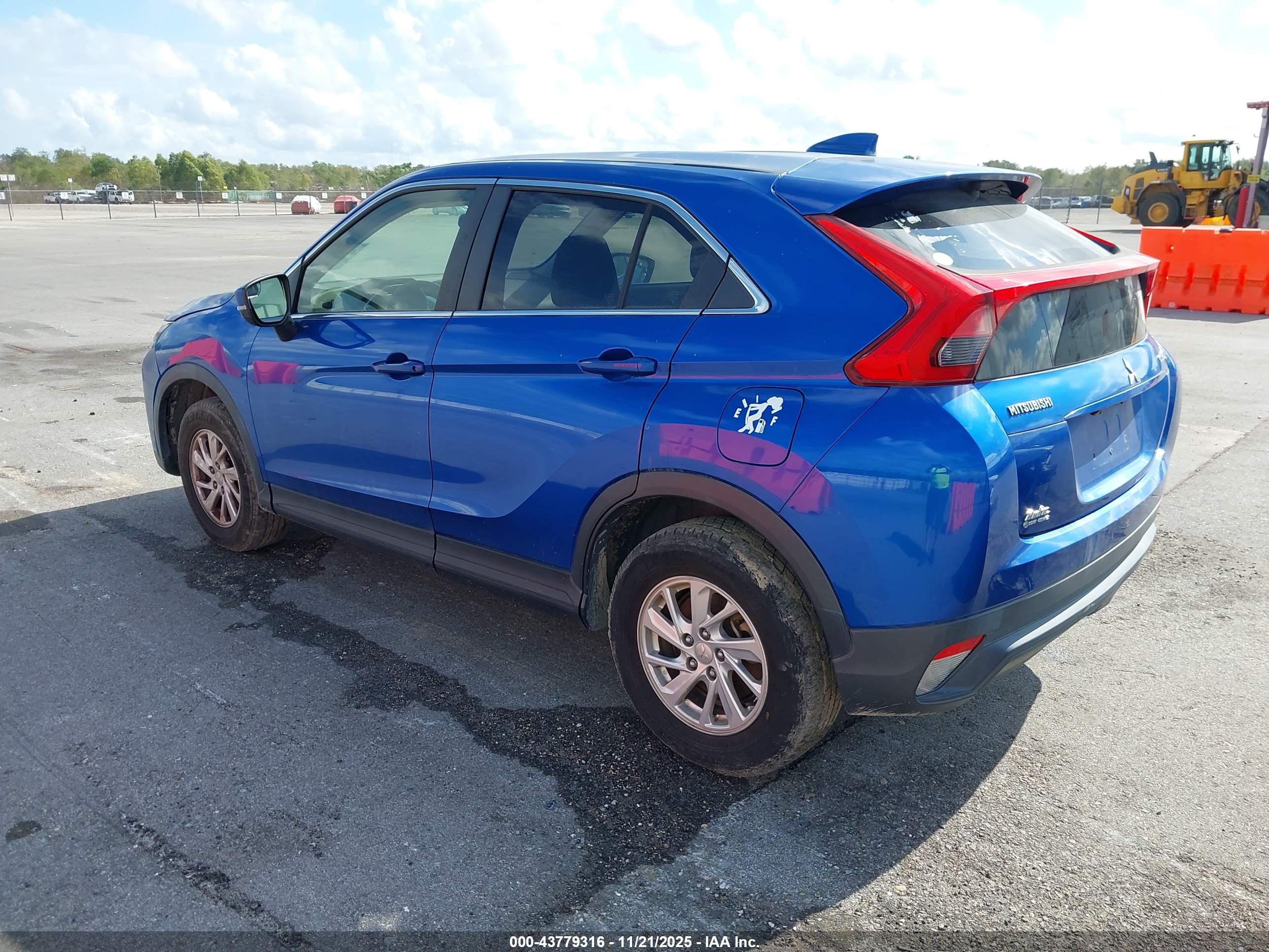 MITSUBISHI ECLIPSE image 3