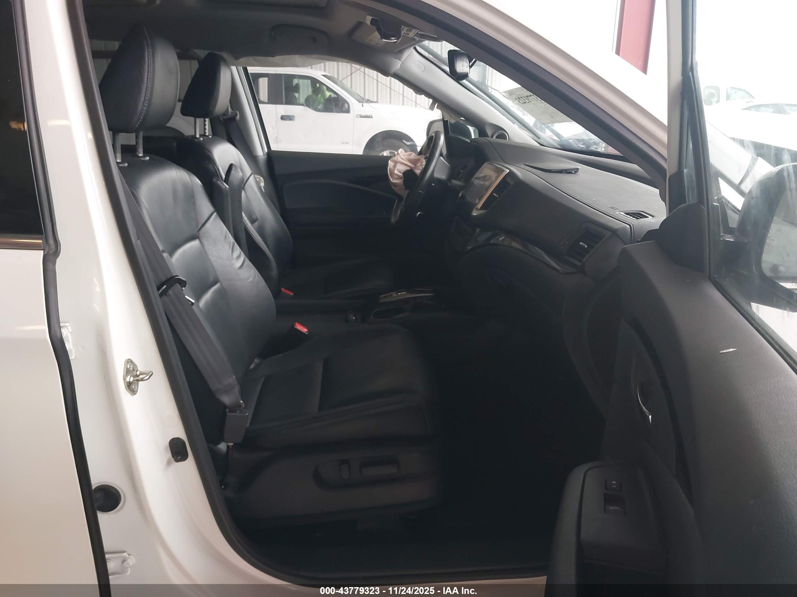 HONDA PILOT image 5