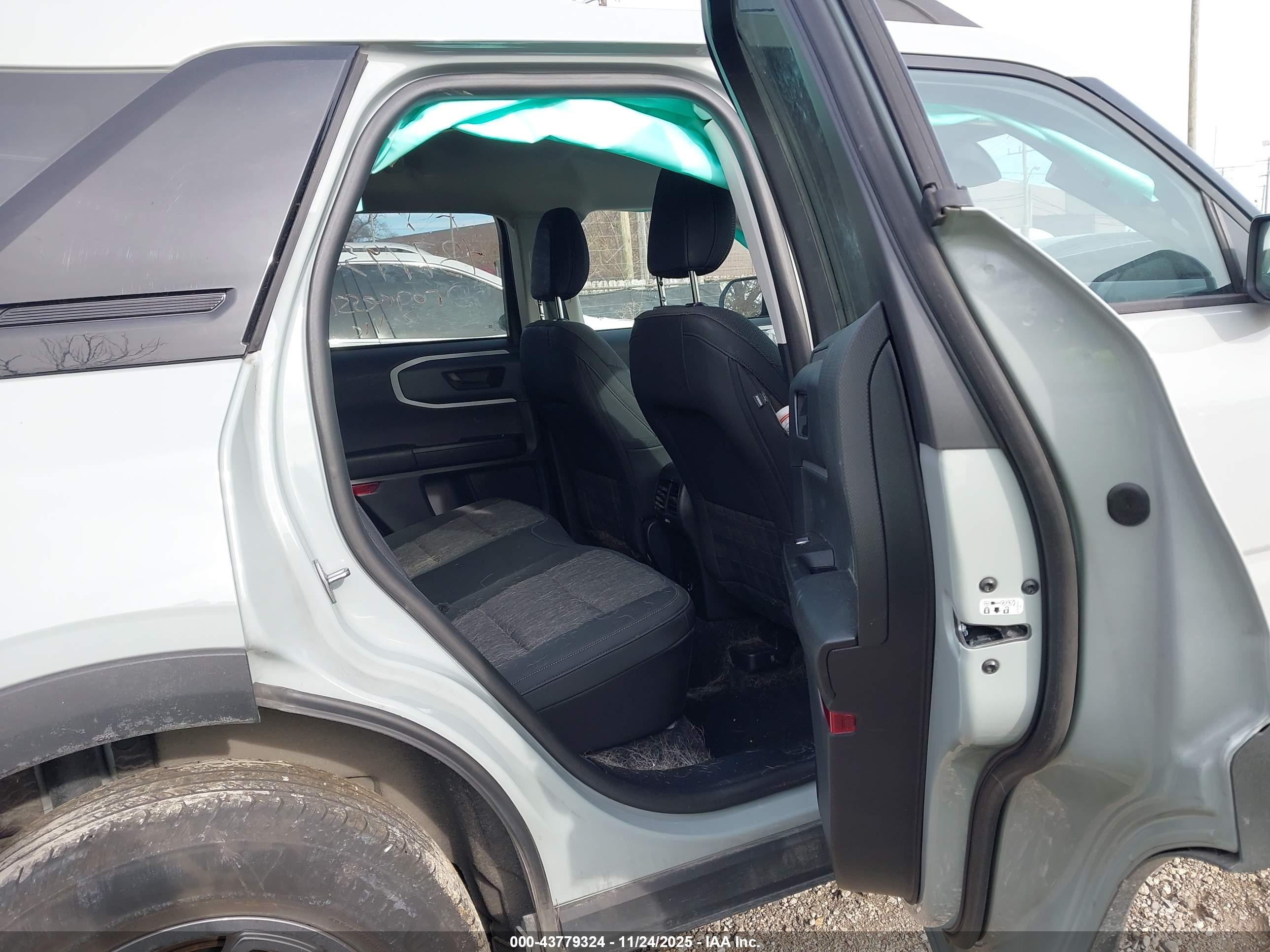 FORD BRONCO image 8