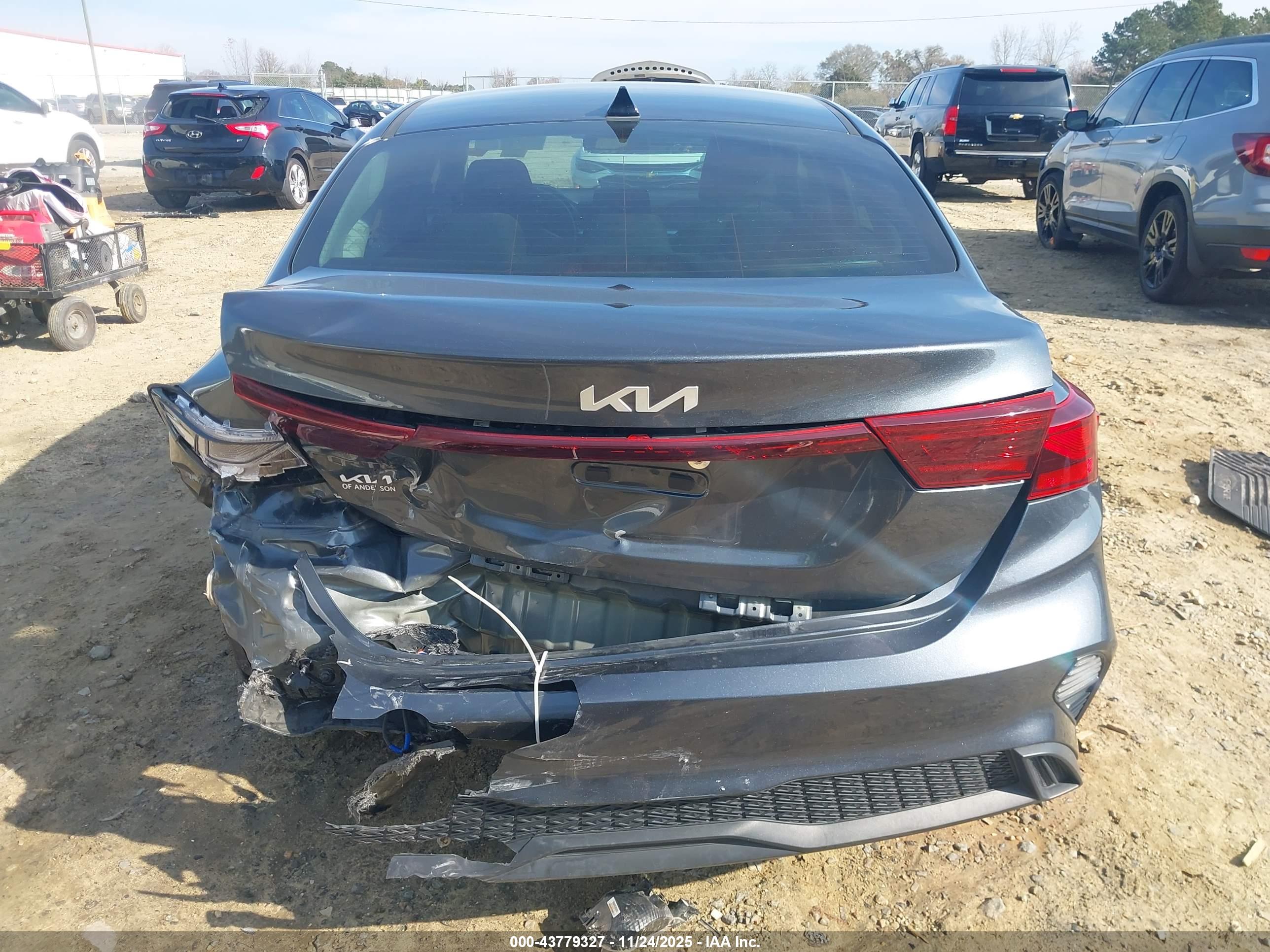 KIA FORTE image 6