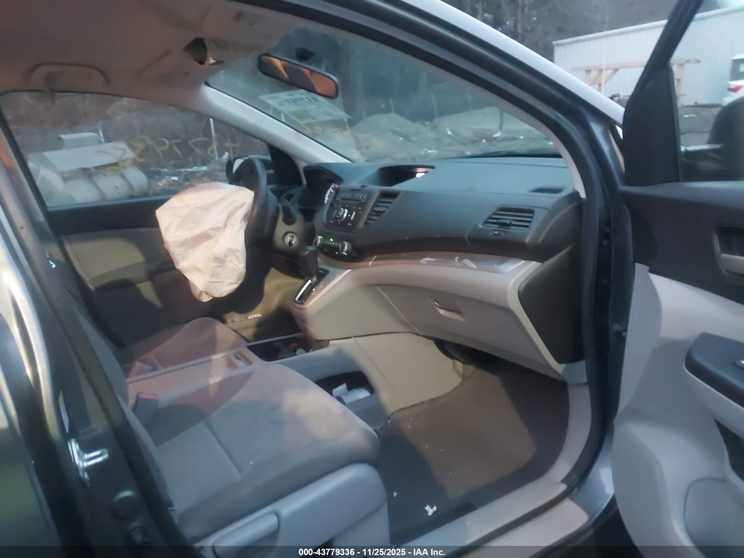 HONDA CR-V image 5