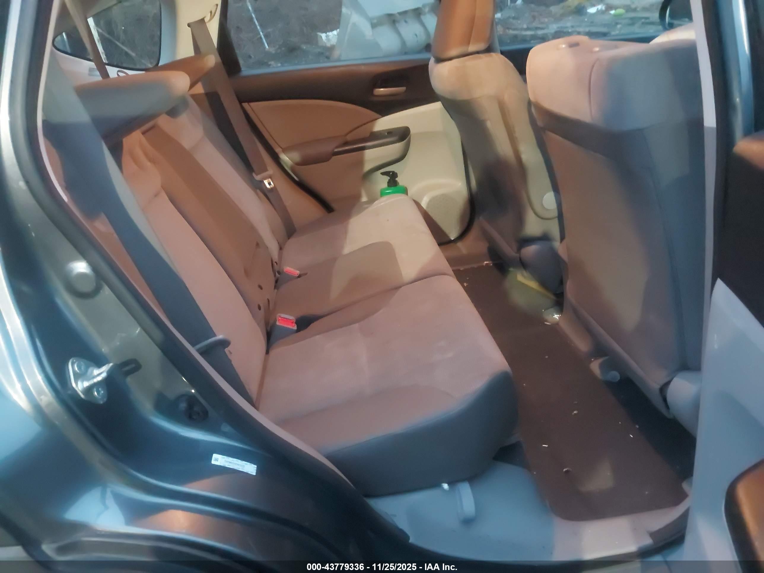 HONDA CR-V image 8