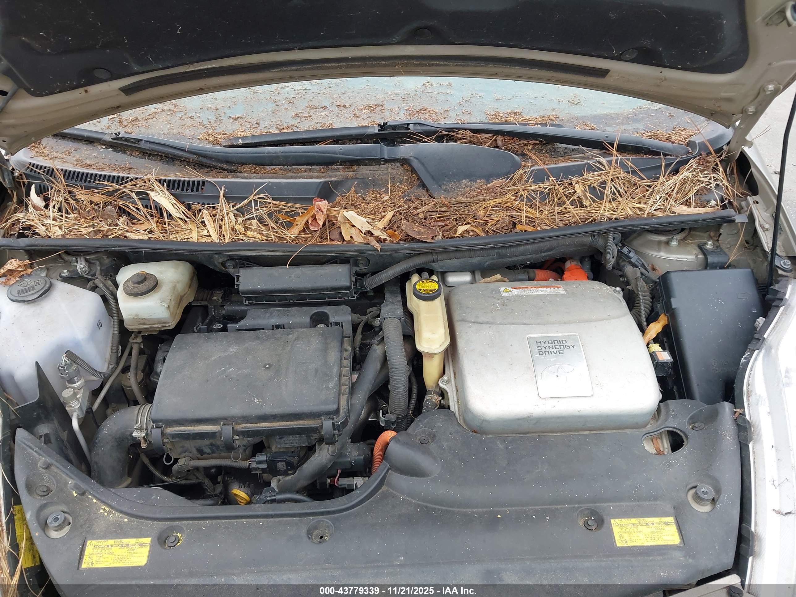 TOYOTA PRIUS image 10