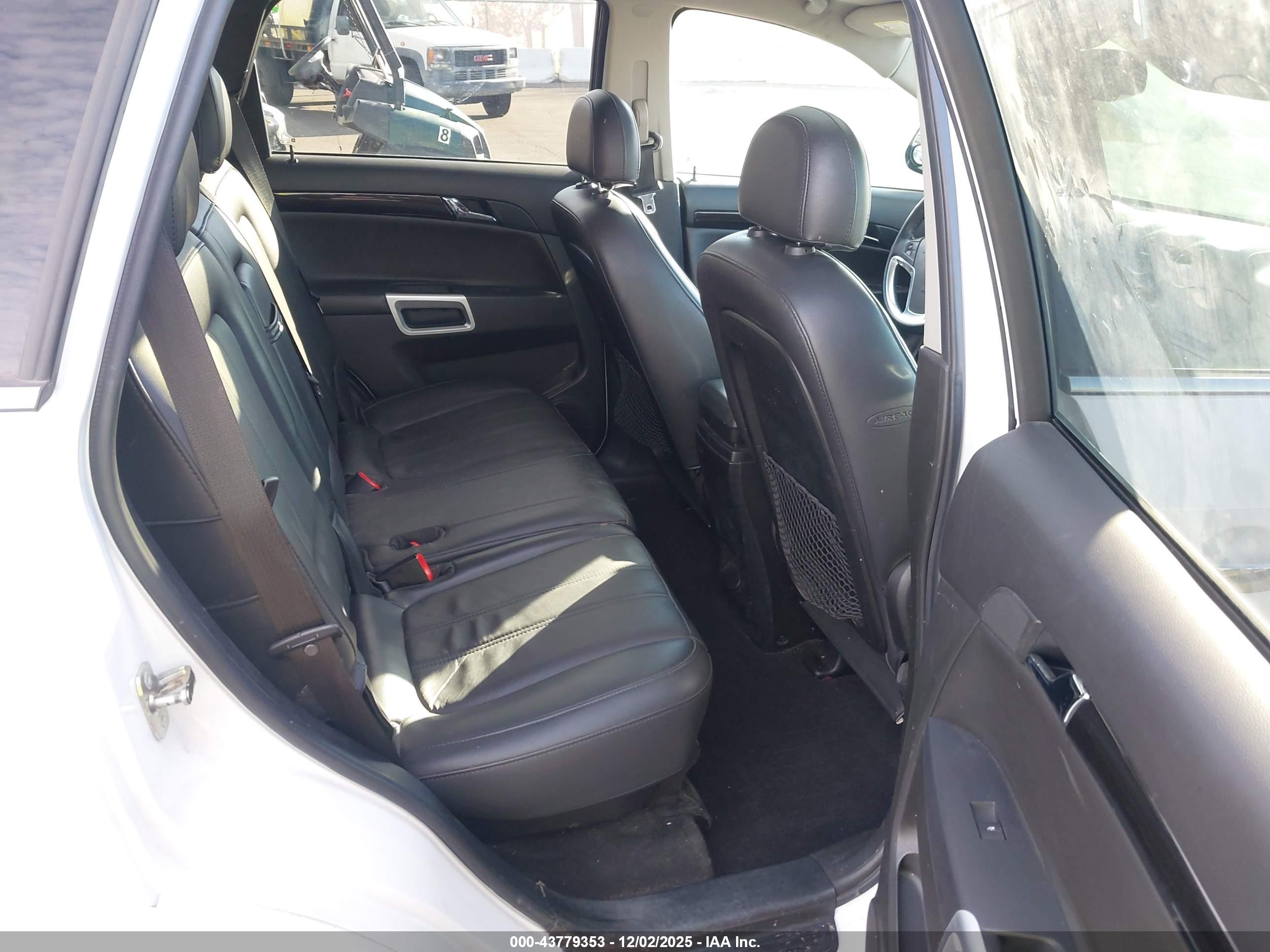 CHEVROLET CAPTIVA image 8