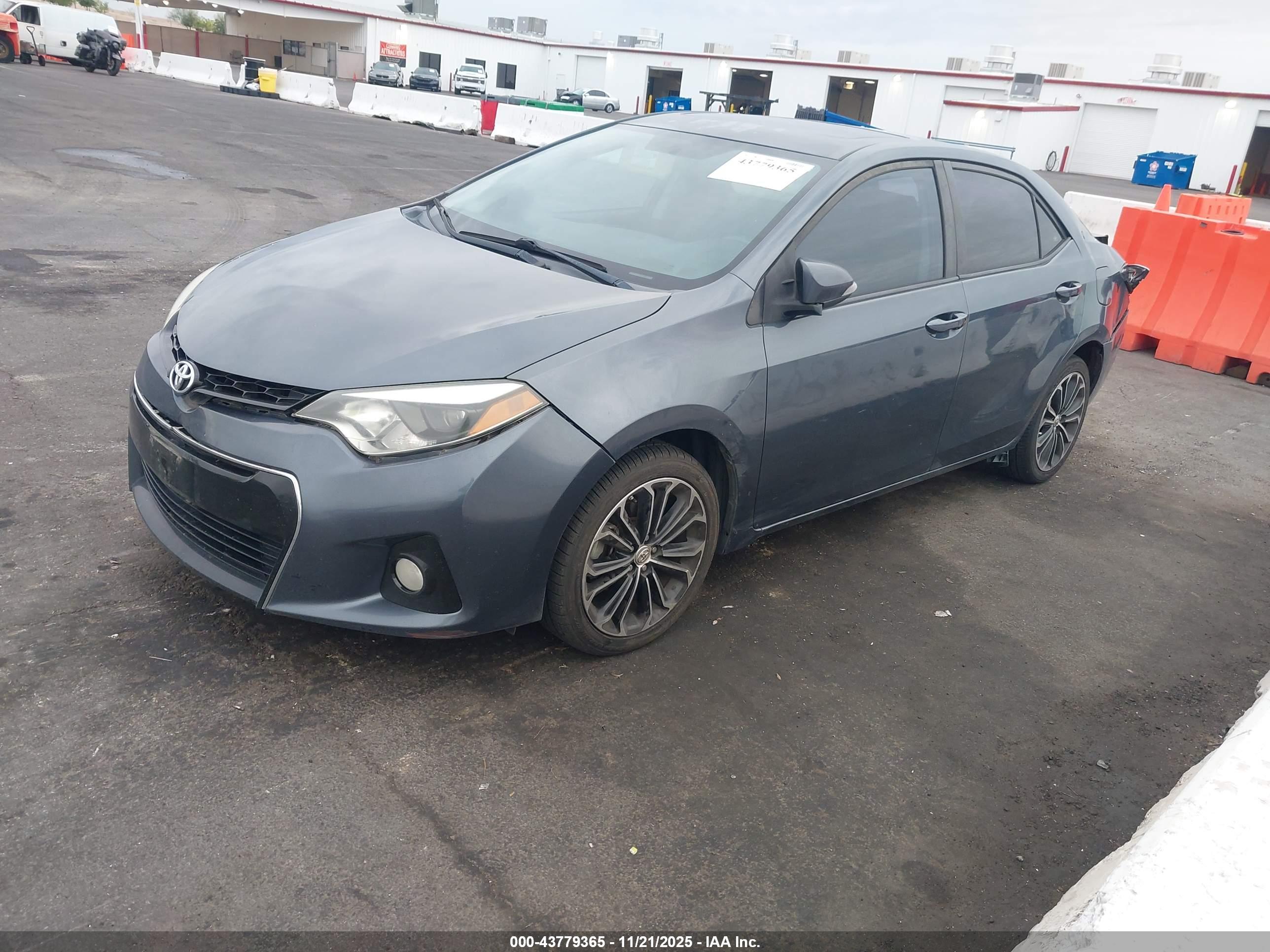 TOYOTA COROLLA image 2