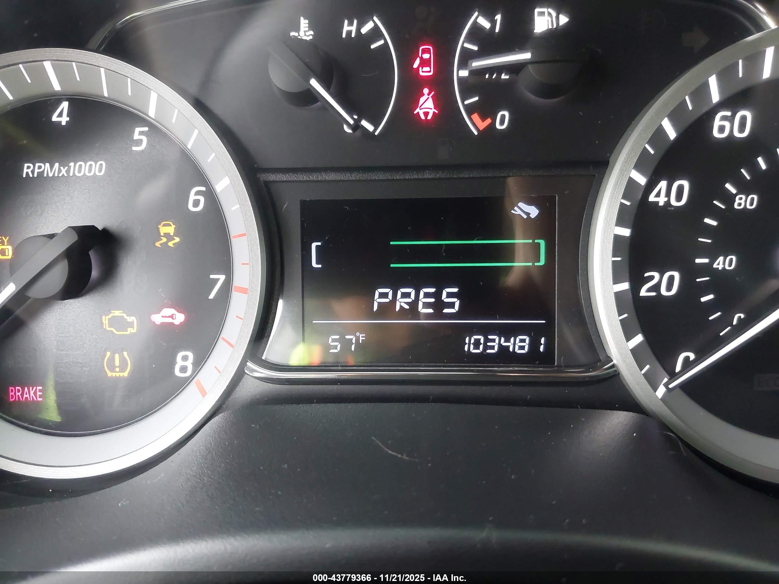 NISSAN SENTRA image 7