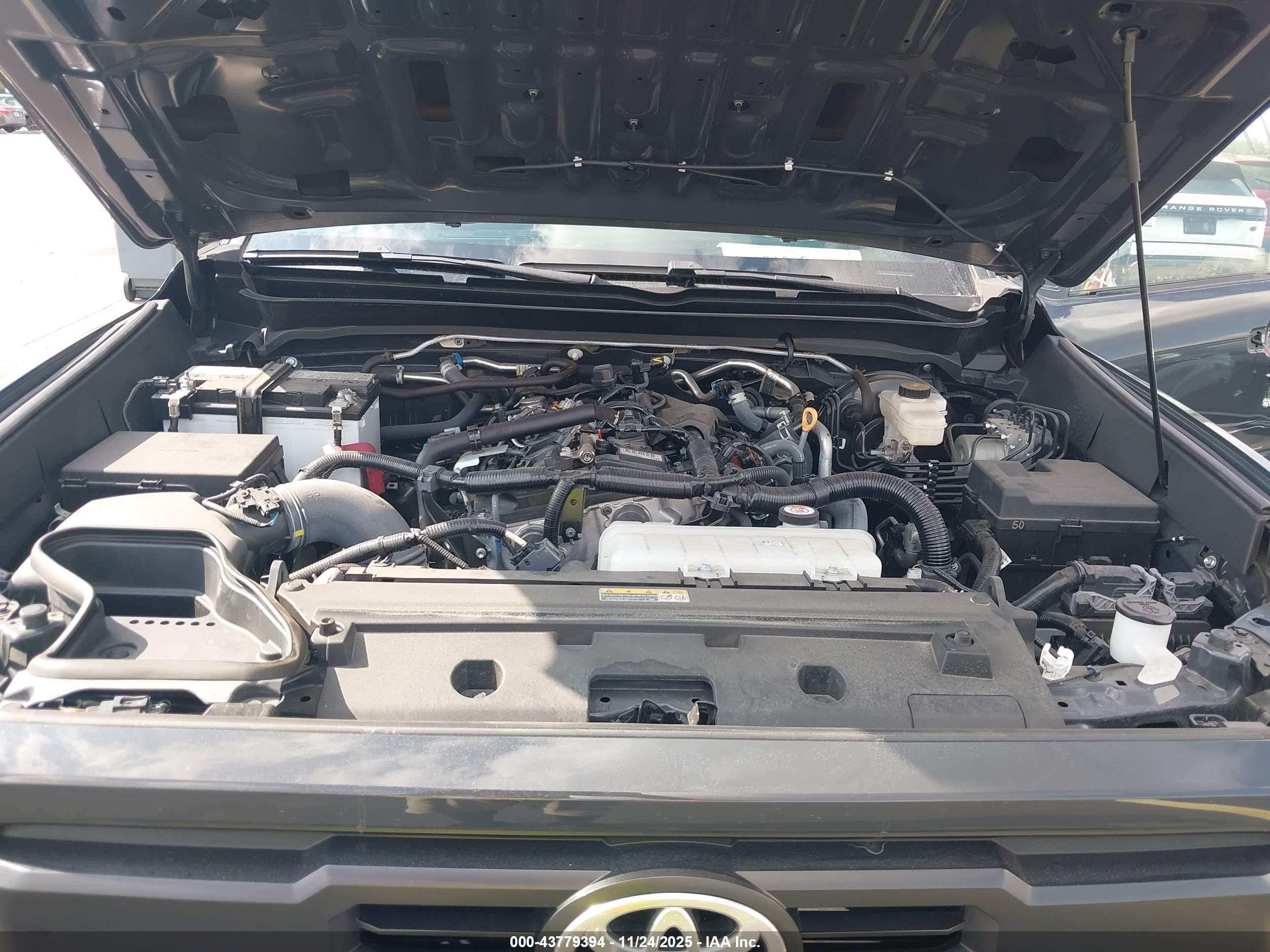 TOYOTA TACOMA image 10